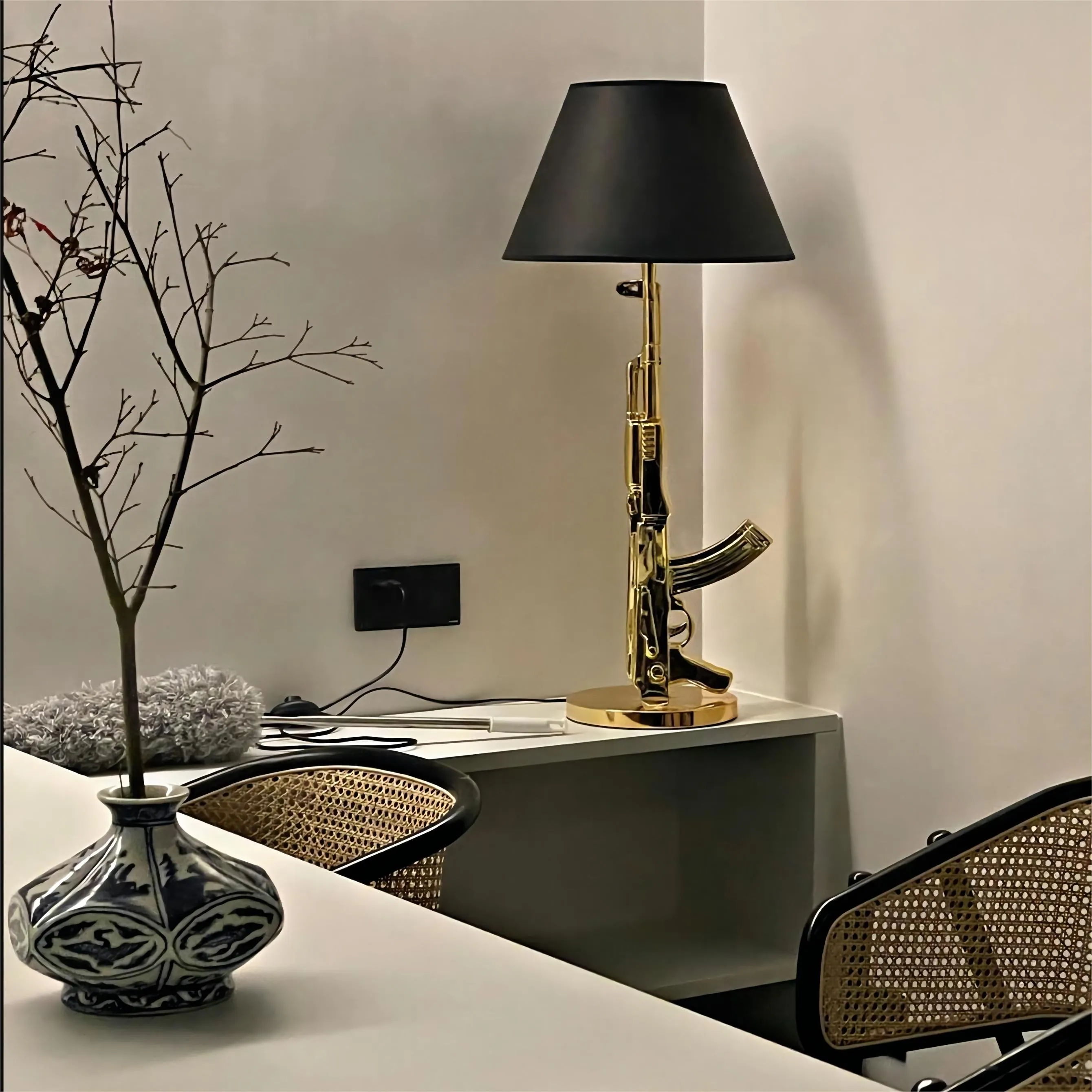 Creative Decorative Metal Table Lamp