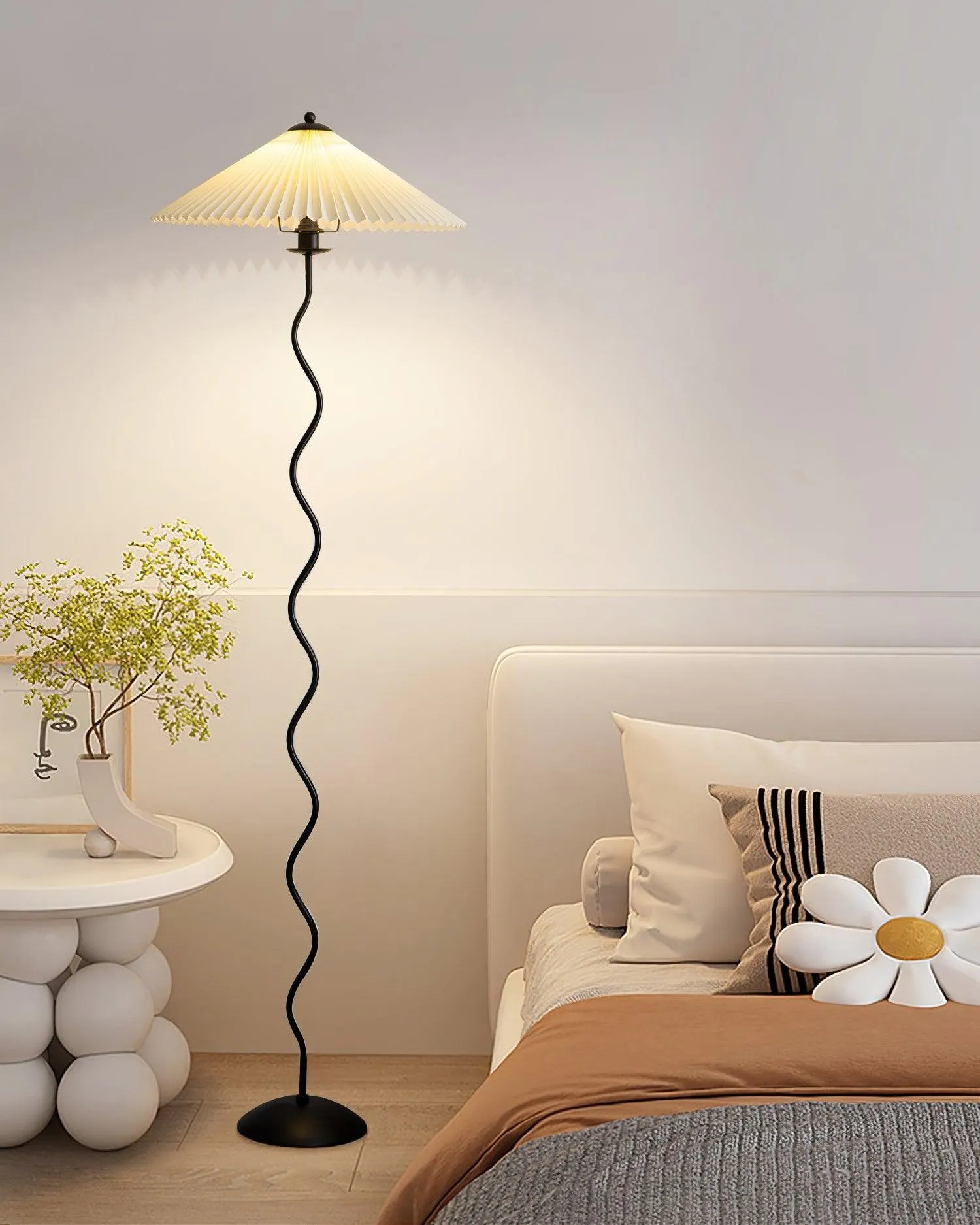 Waveform Exclusive Floor Lamp KL659