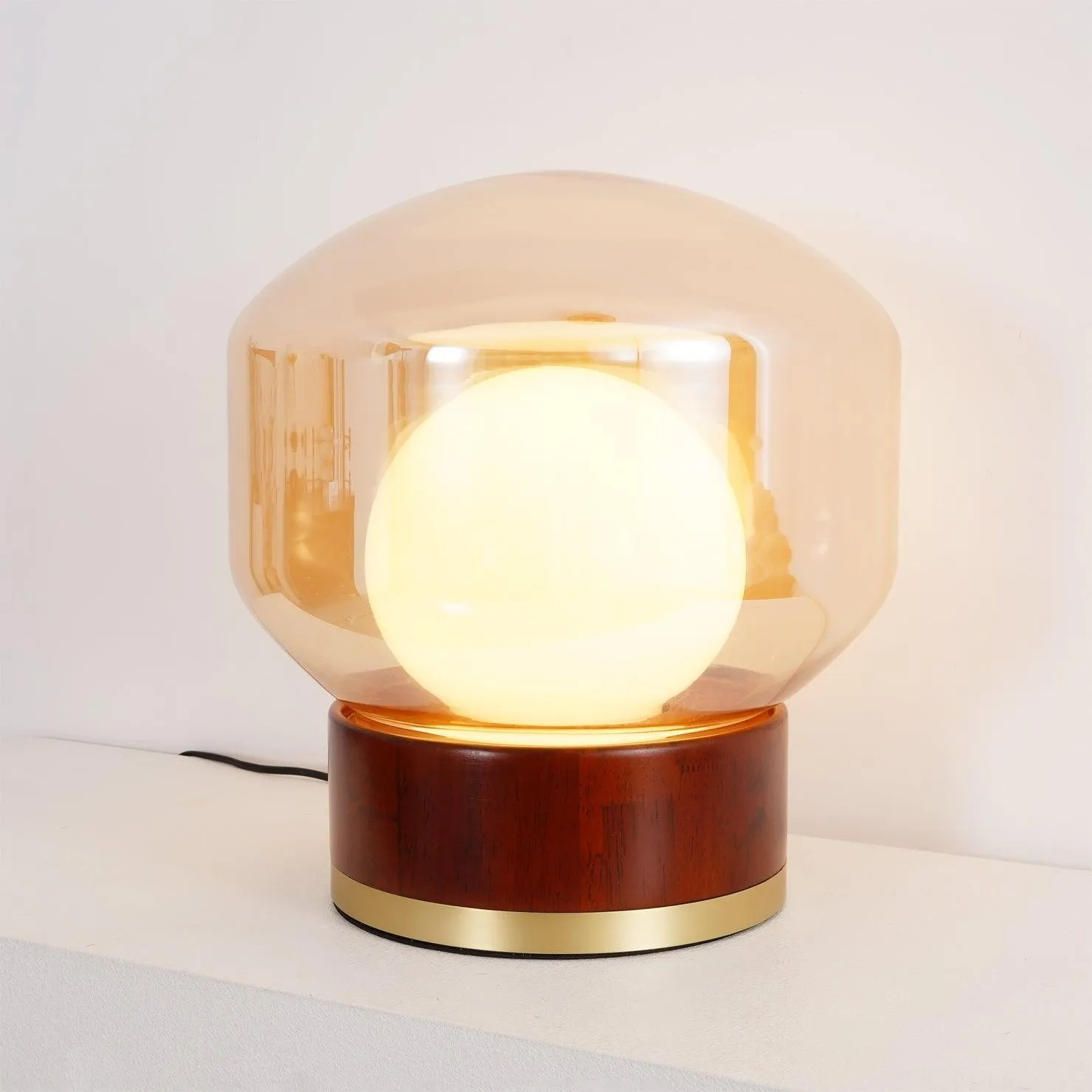 Simple Creative Wood Orb Table Lamp KL615
