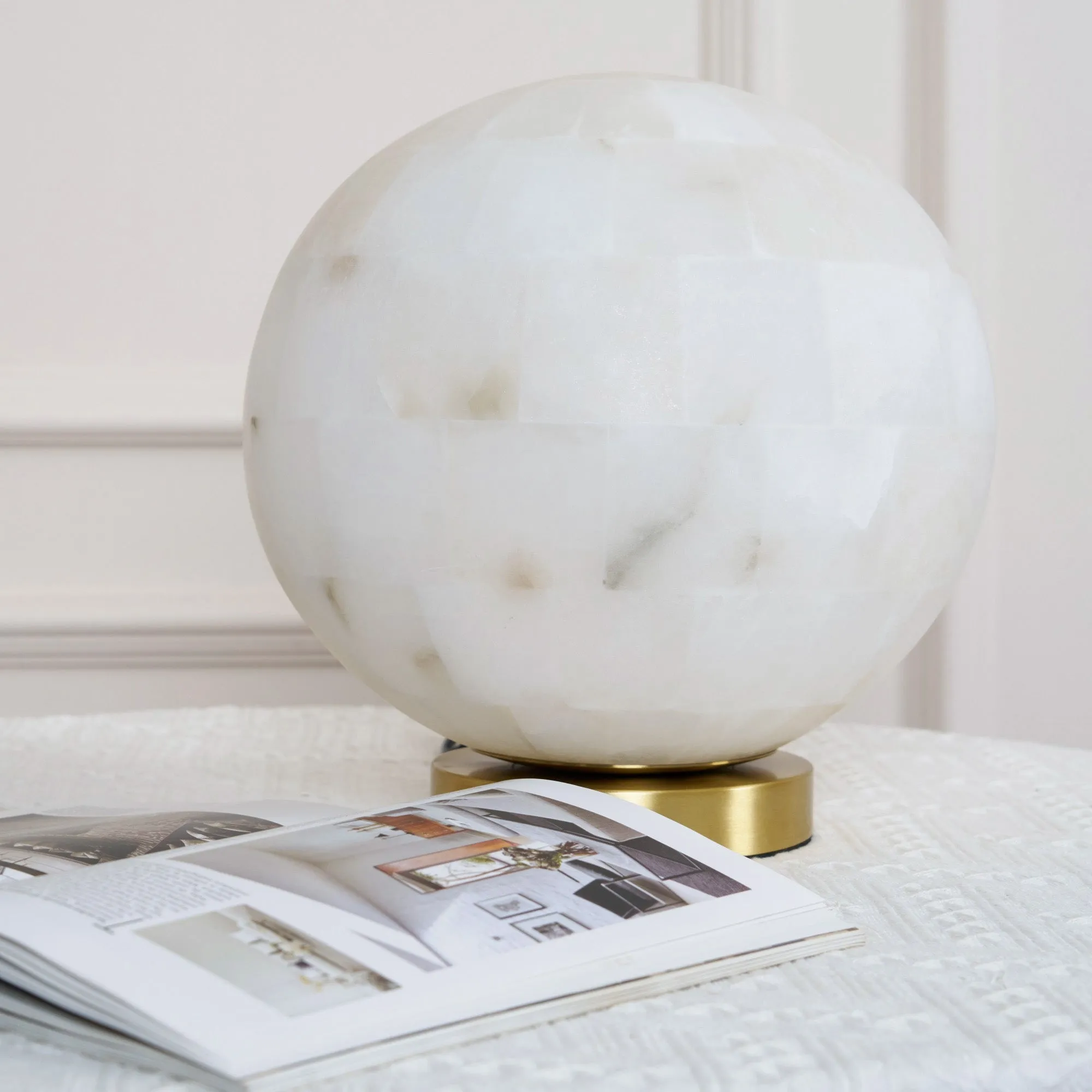 Alabaster Ball Table Lamp D433