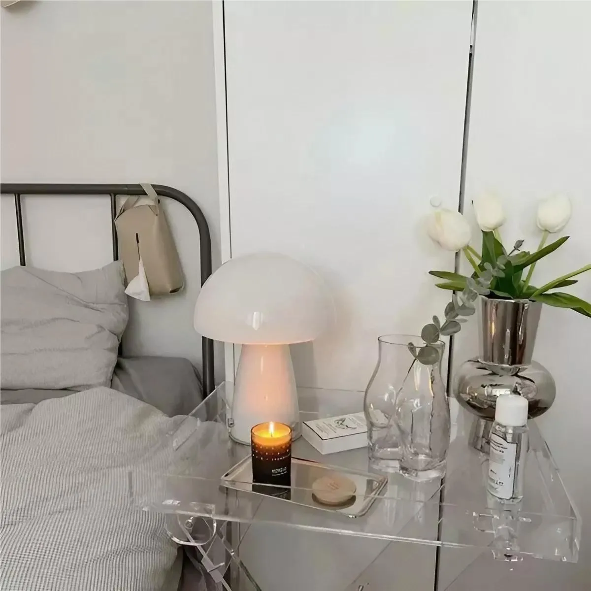 Modern Bauhaus Glass Mushroom Table Lamp KL40
