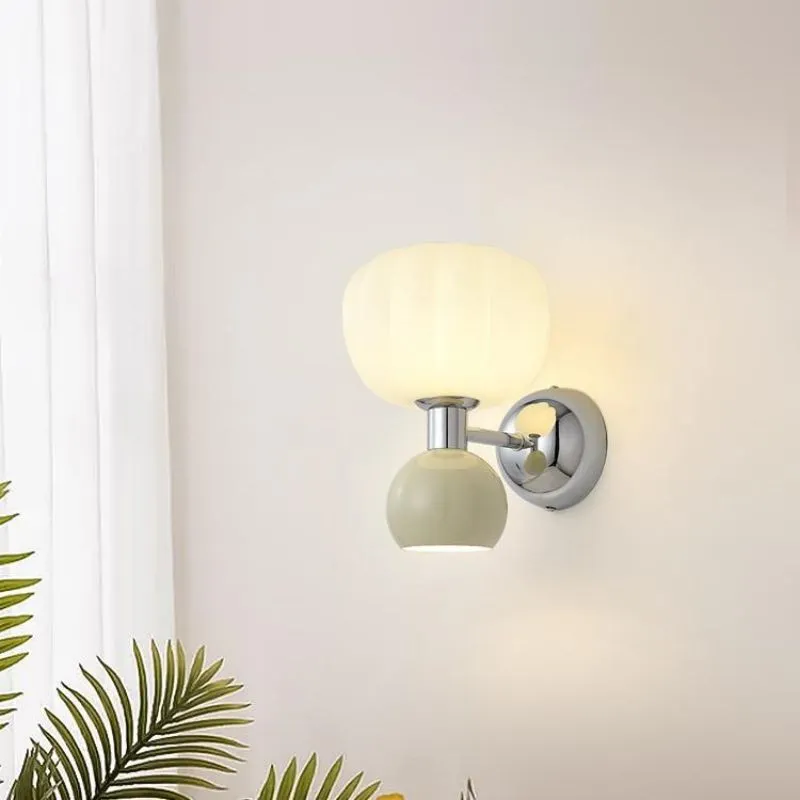 Bauhaus Design Bedside Wall Light KL14