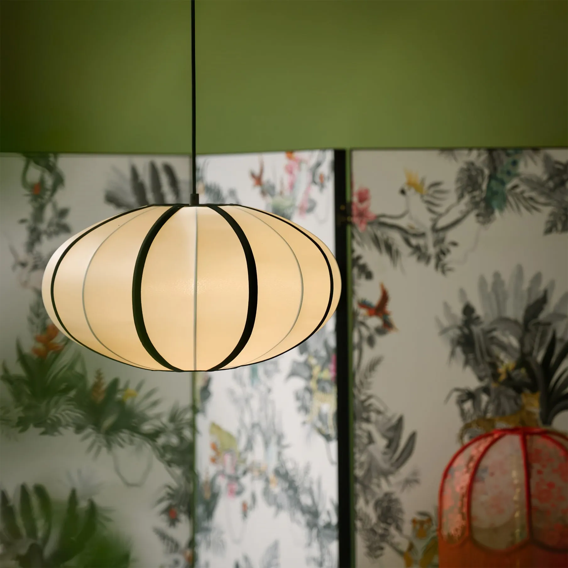 Classic Ribbon Fabric Pendant Light KL154