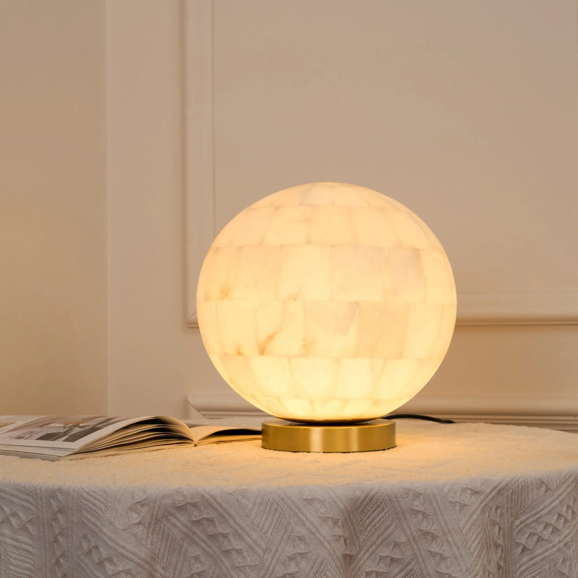 Alabaster Ball Table Lamp D433