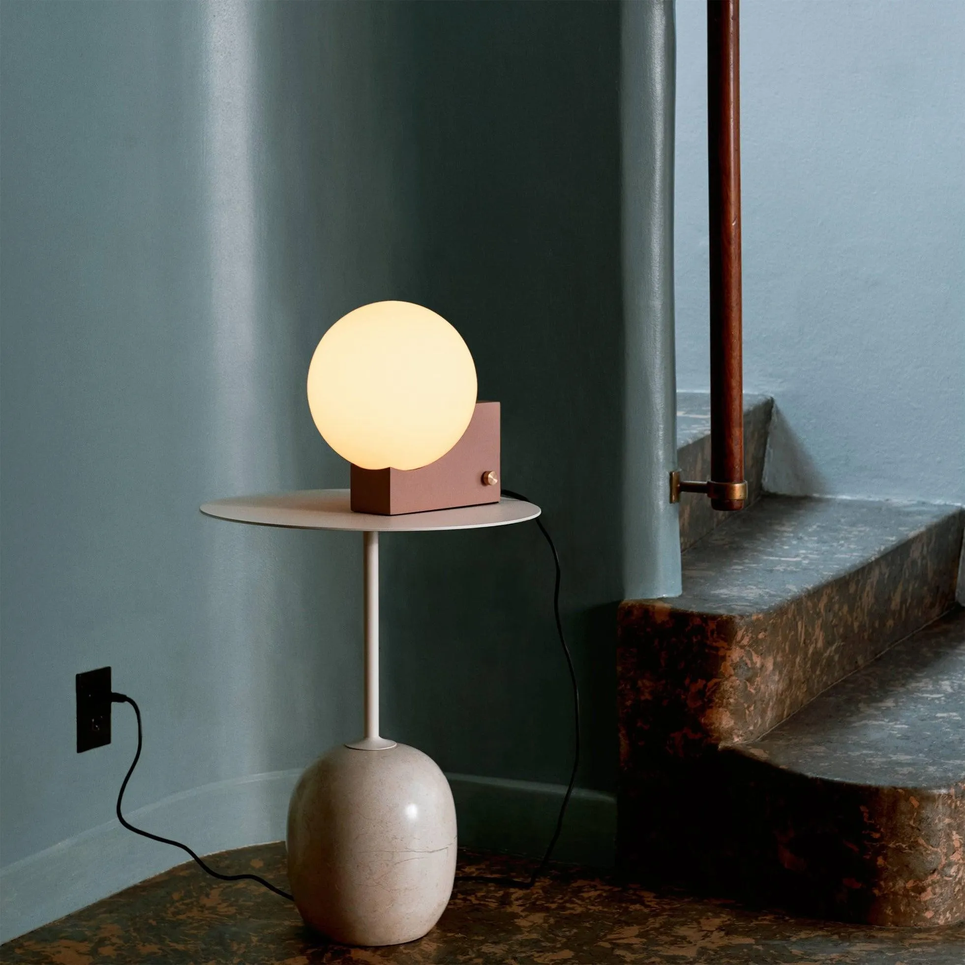 Geometric Lamp Base Glass Globe Table Lamp KL390