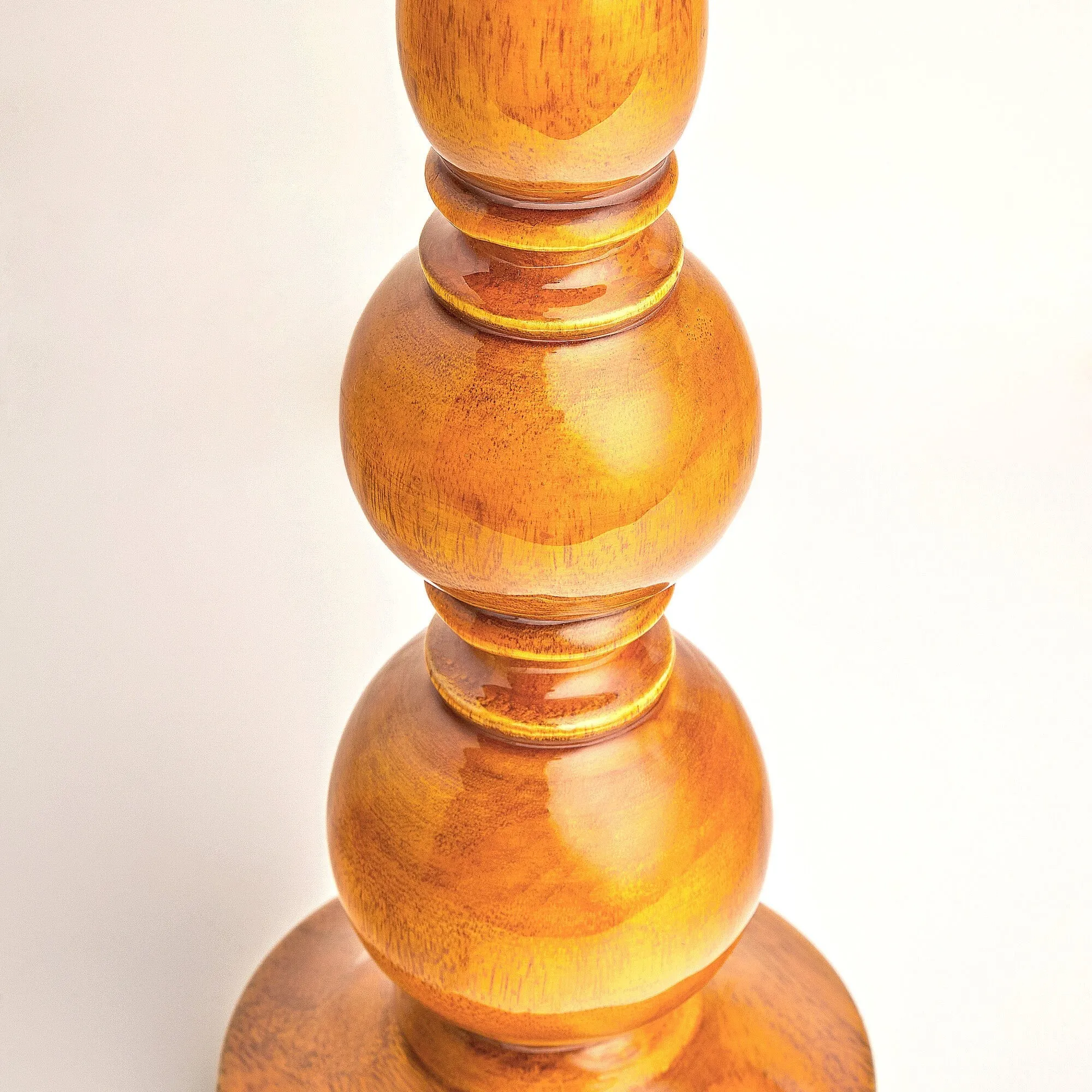 Grainora Soft Fabric Shade Table Lamp - Sculptural Wooden Base Lamp for Interiors KL2129