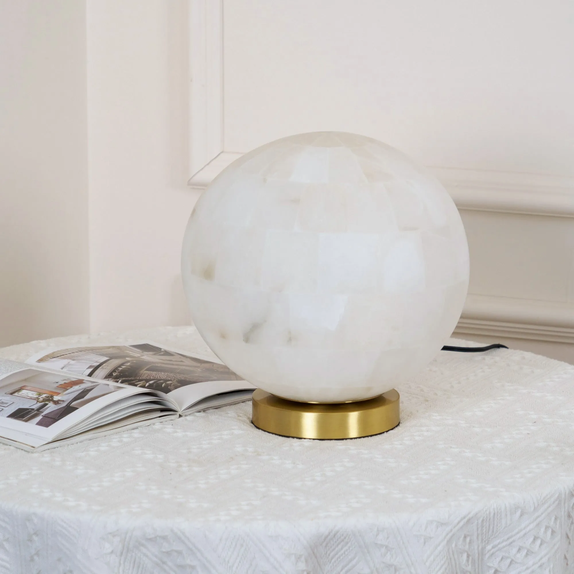 Alabaster Ball Table Lamp D433