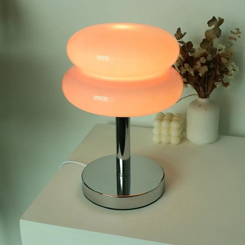 Bauhaus Wire Switch Stained Glass Table Lamp K19