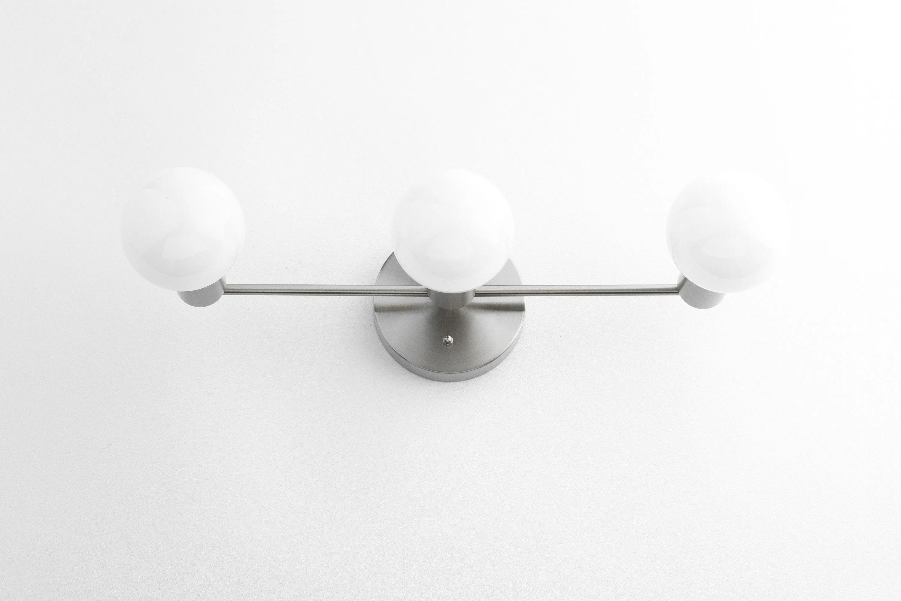 Glorica Glass Mid Century Modern Vanity Light - 3 Light Wall Fixture KL1527