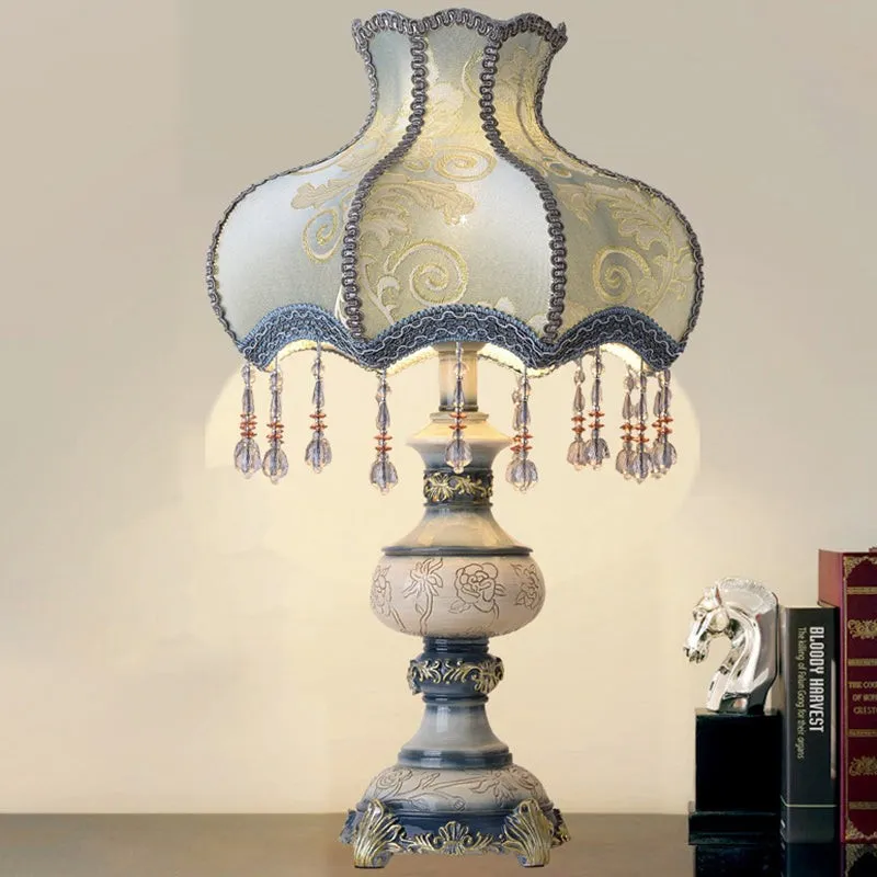 Carved Vase Base Floral Lampshade Table Lamp KL701