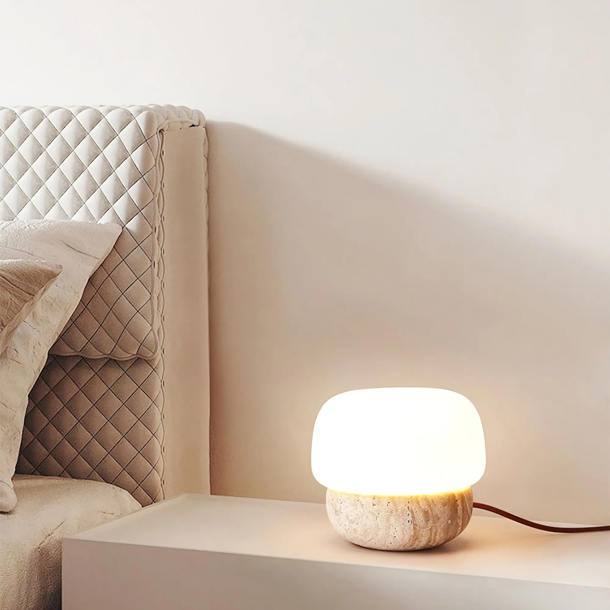 Nordic Style Round Travertine Table Lamp KL344