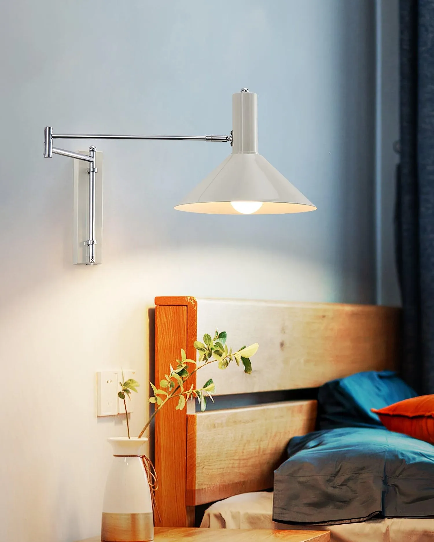 Classic Modern Swing Arm Adjustable Bedside Reading Wall Lamp KL565