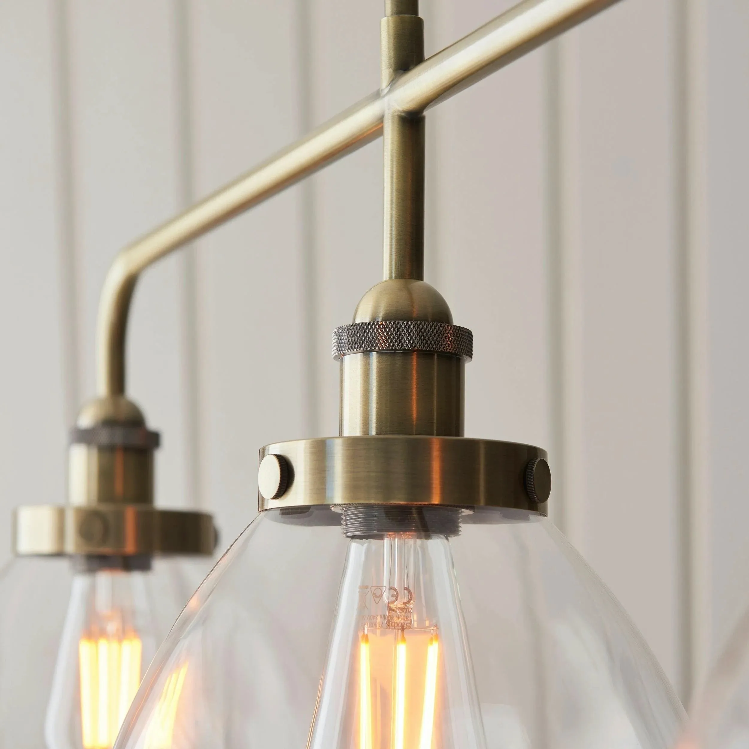 Novera Industrial 3 Light Linear Pendant Light - Modern Metal Style for Kitchen & Dining Room KL1965