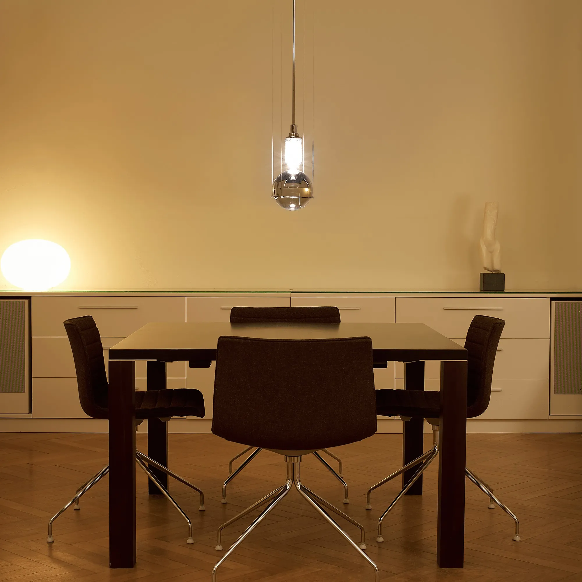 Günter Leuchtmann Le tre streghe Pendant Lamp