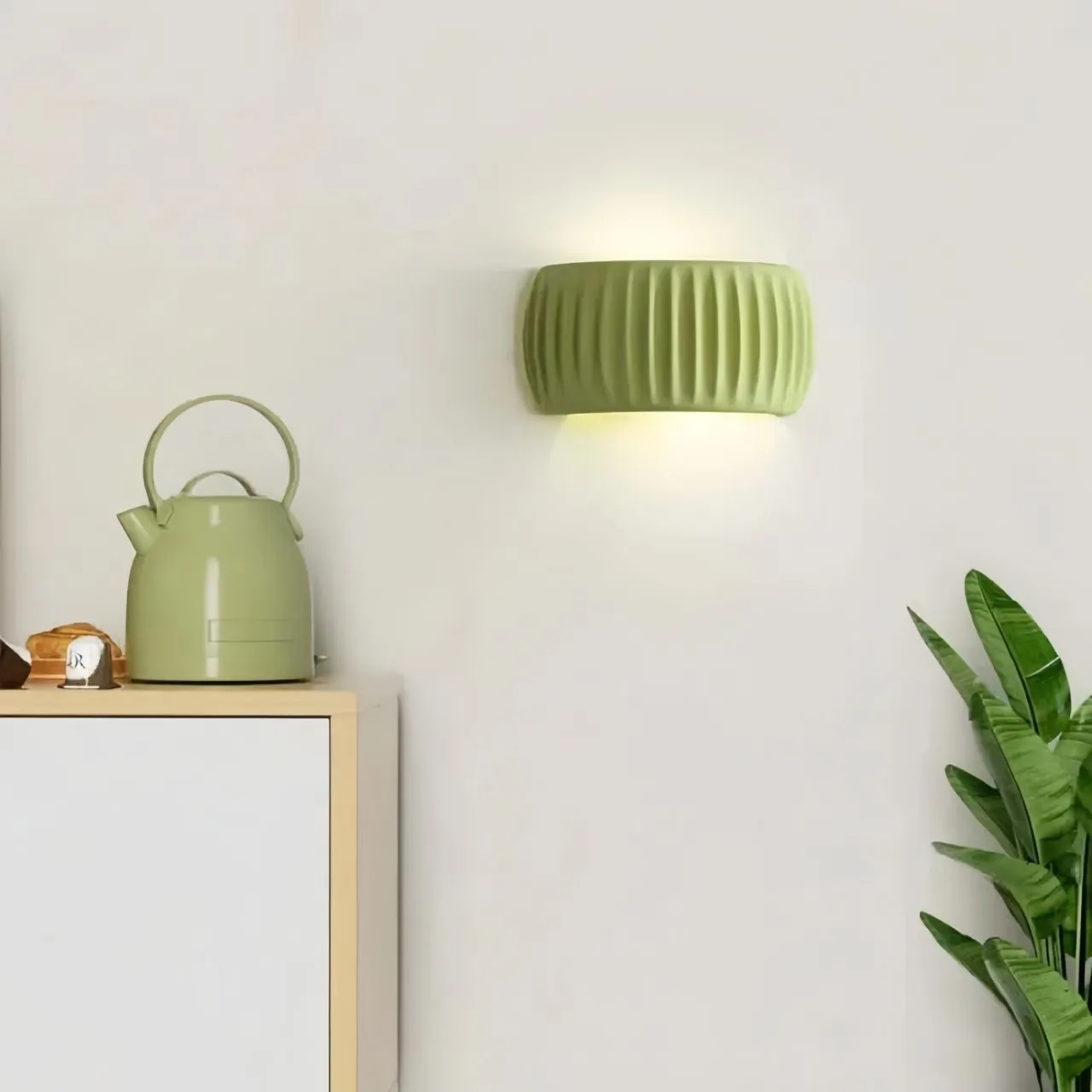 Nordic Minimalist Resin Ribbed Wall Sconce KL116