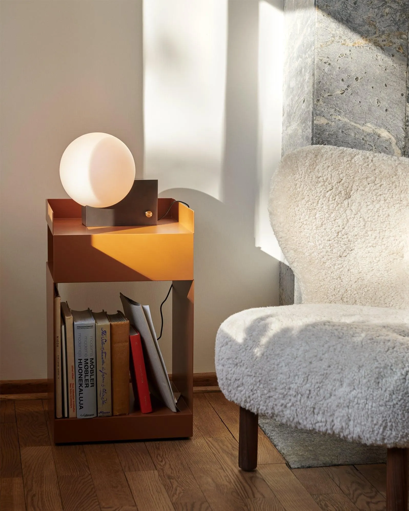 Geometric Lamp Base Glass Globe Table Lamp KL390