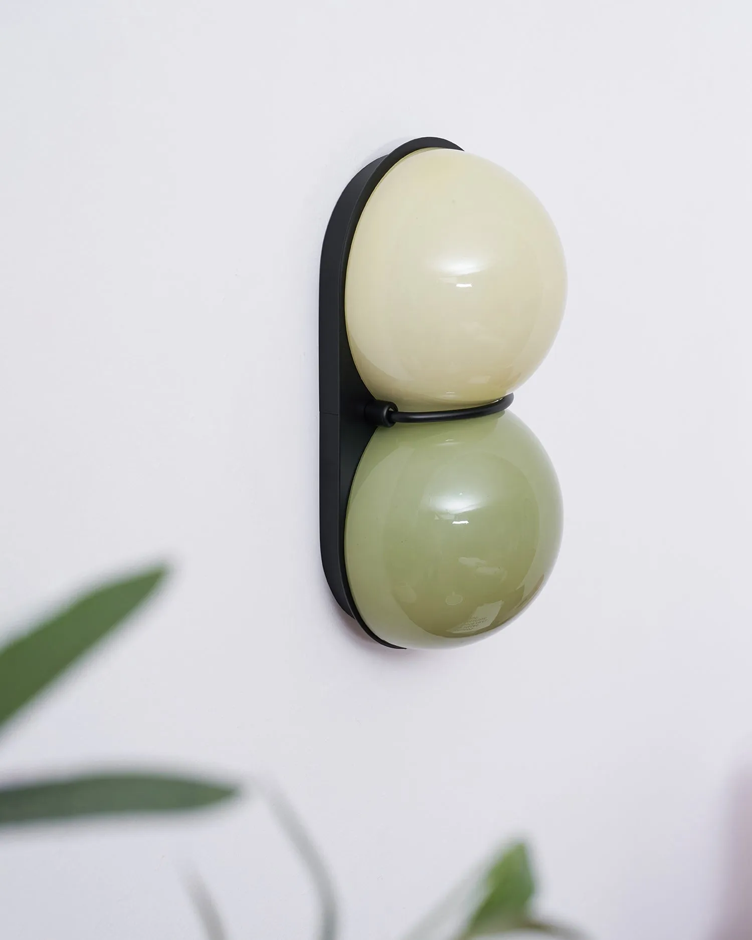 Twinwave Wall Lamp D287