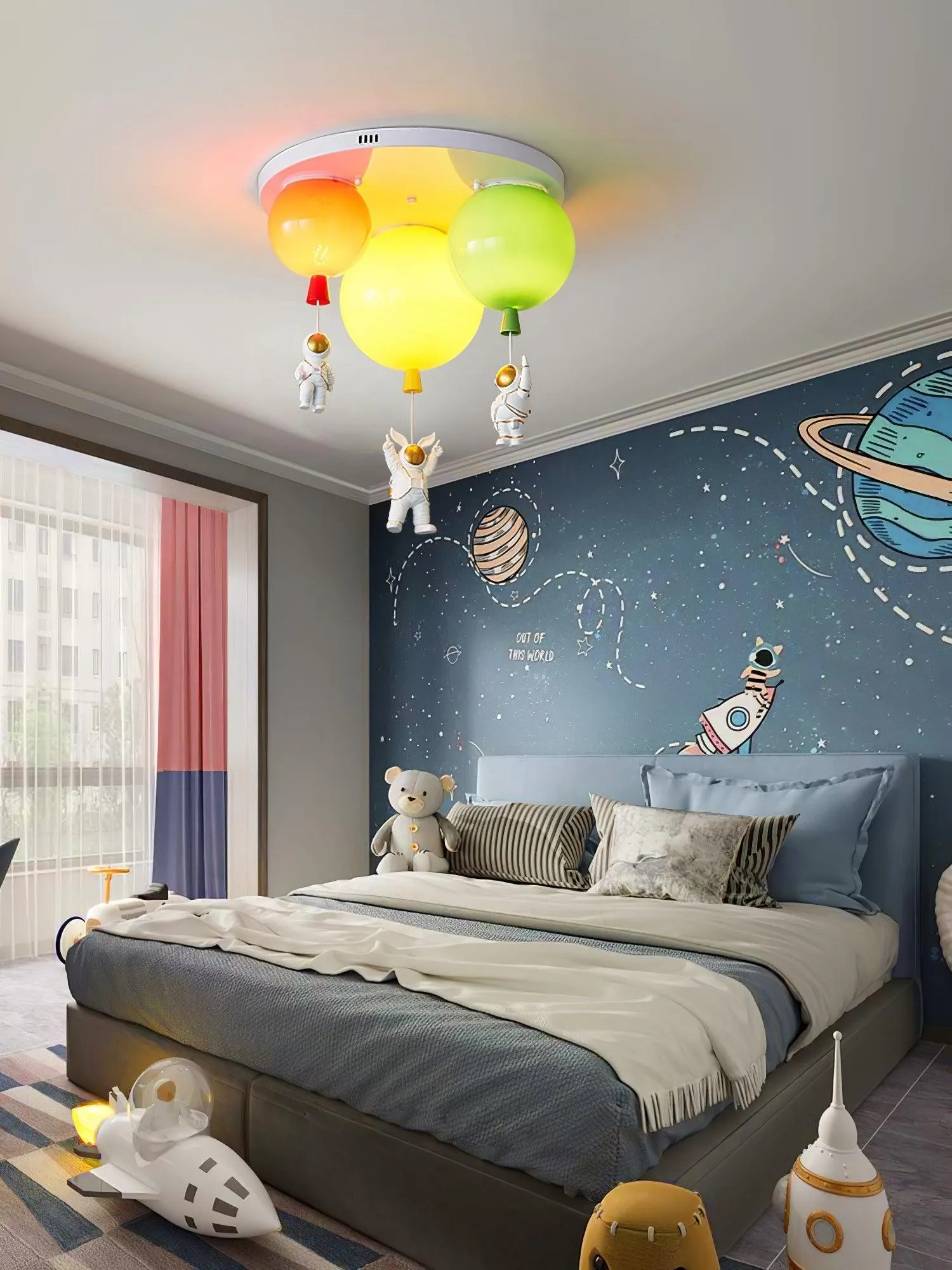 Astronaut Glossy Balloon Ceiling Lamp KL231