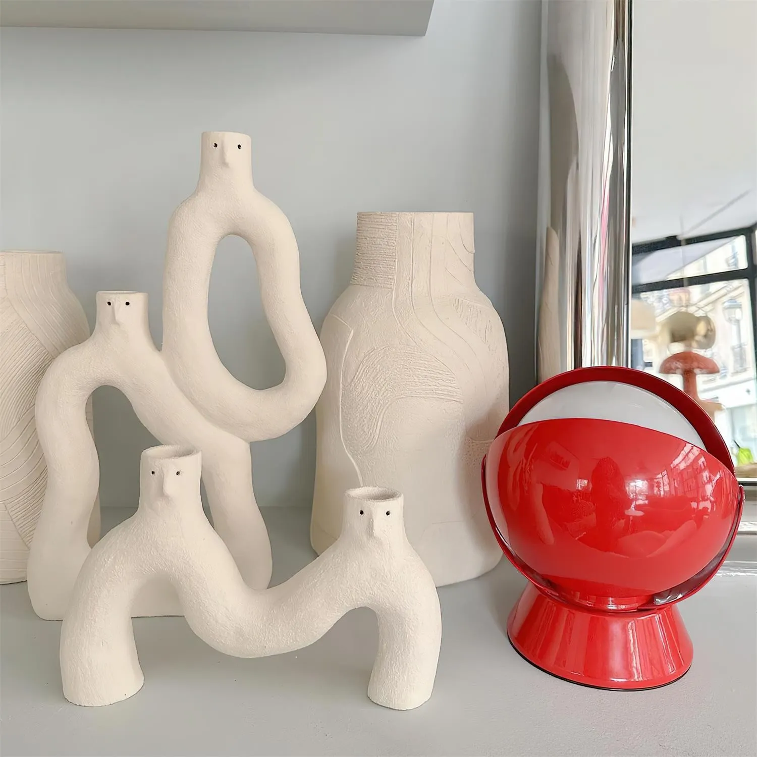 Modern Creative Metal Spherical Table Lamp for Kids Room KL580