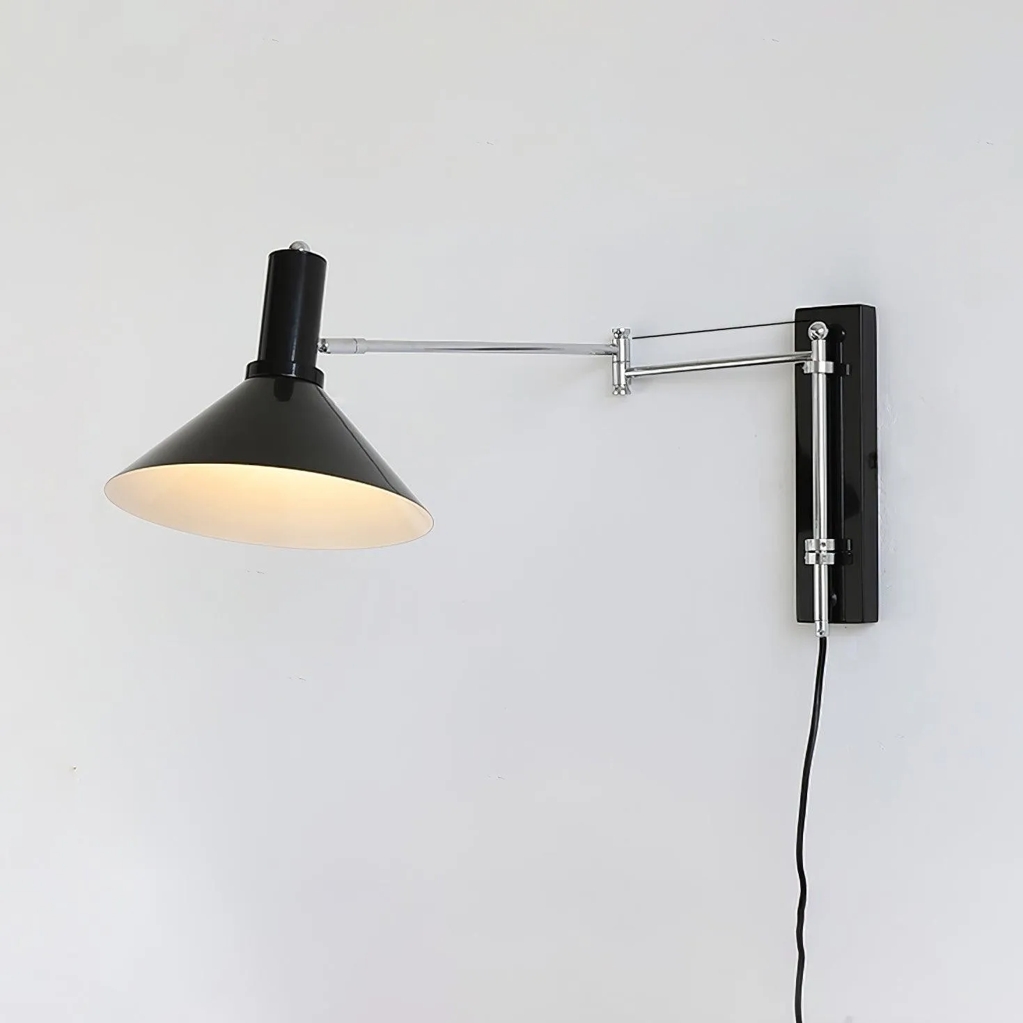 Classic Modern Swing Arm Adjustable Bedside Reading Wall Lamp KL565