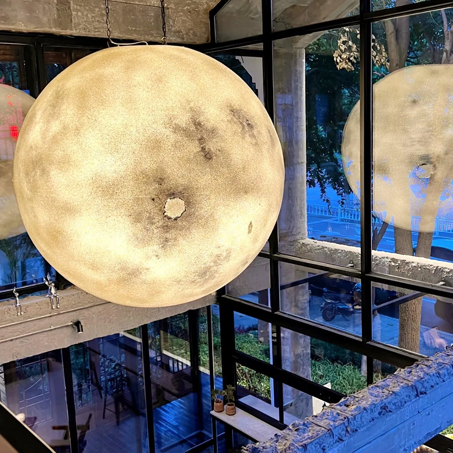 Planetary White Moon Chandelier Suitable For Living Room KL202