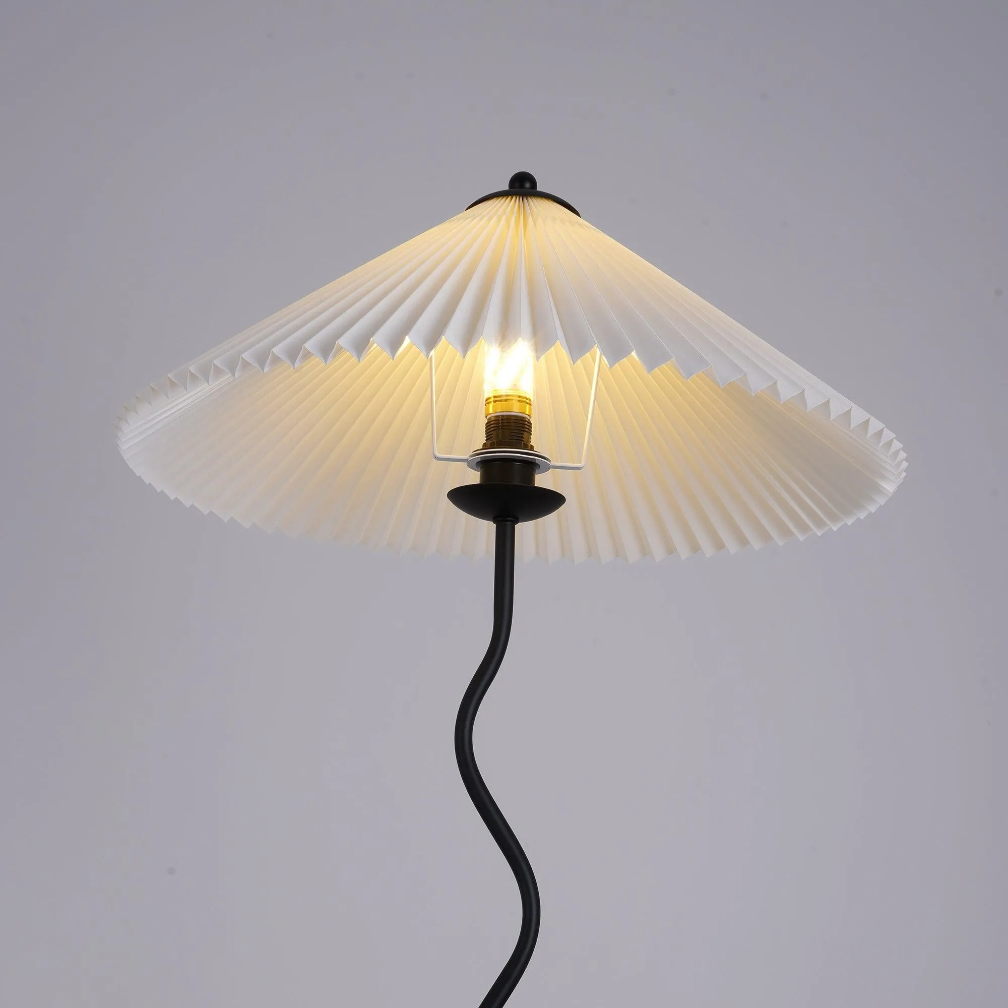 Waveform Exclusive Floor Lamp KL659