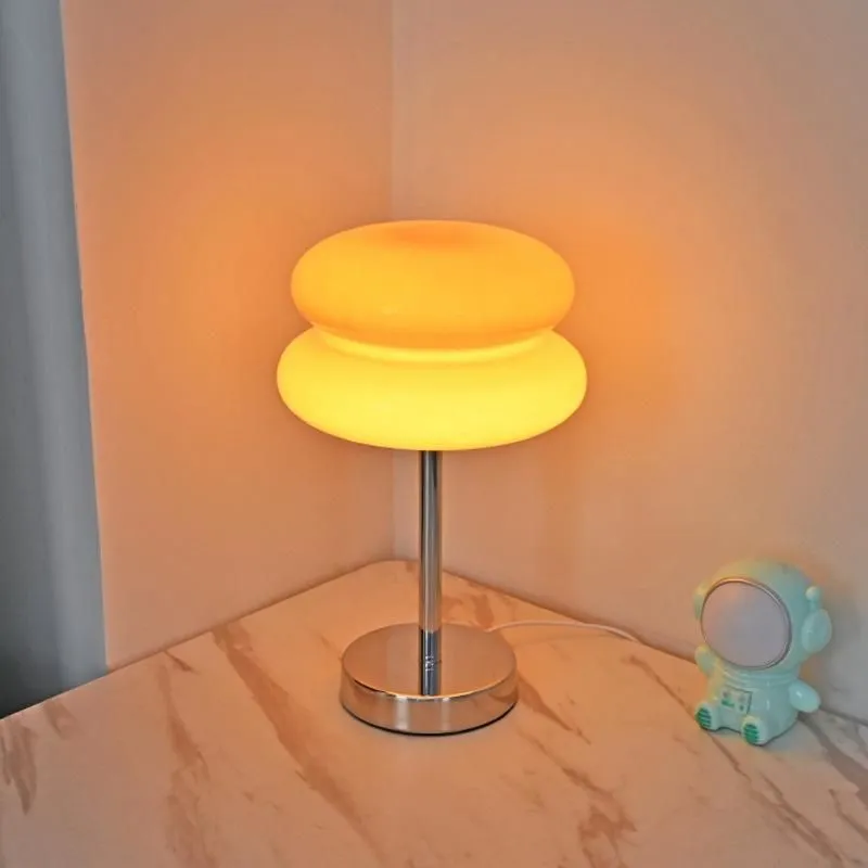 Bauhaus Wire Switch Stained Glass Table Lamp K19