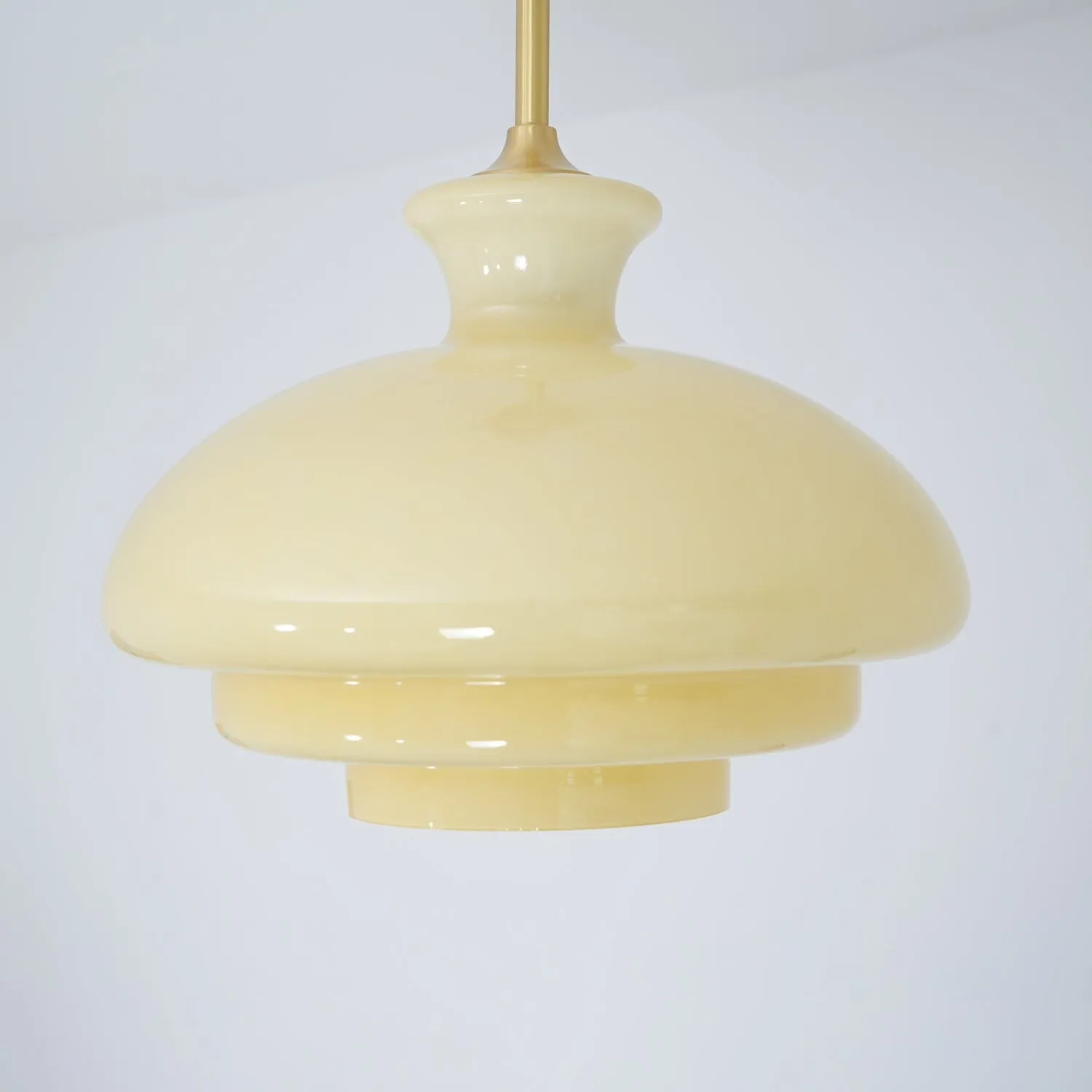 Round Yellow Stylish Simple Glass Pendant Lamp KL558