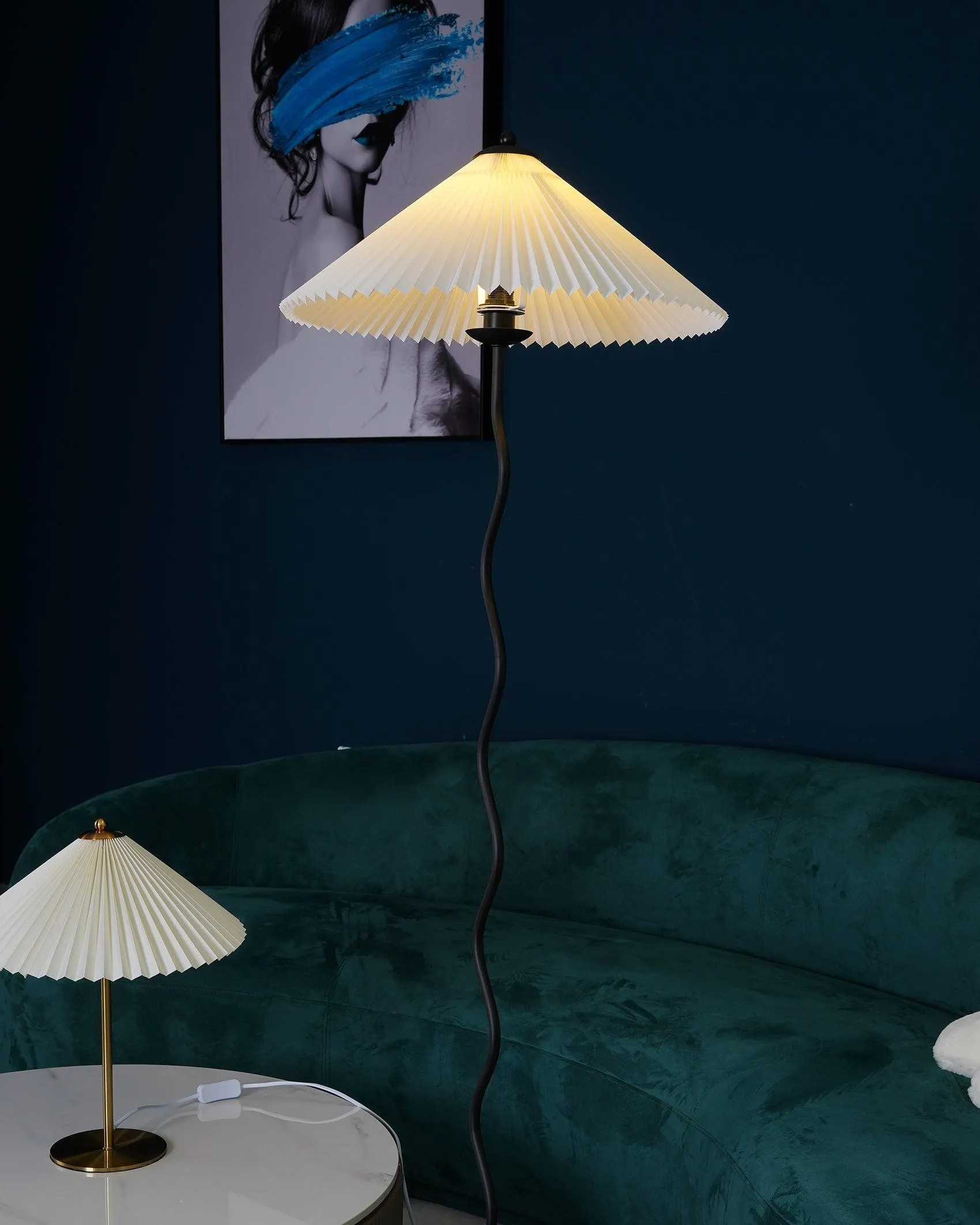 Waveform Exclusive Floor Lamp KL659