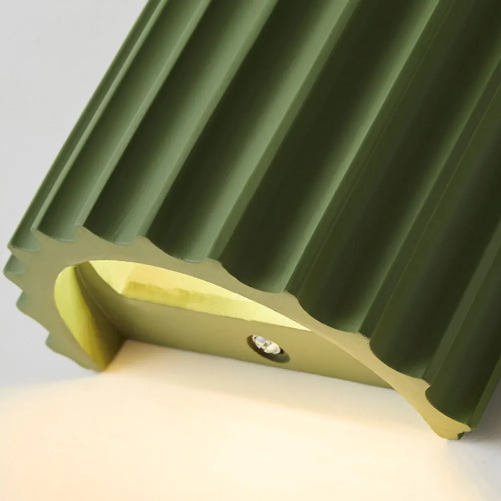 Textured Resin Wall Lamp - Contemporary Style Light for Bedroom or Hallway KL60