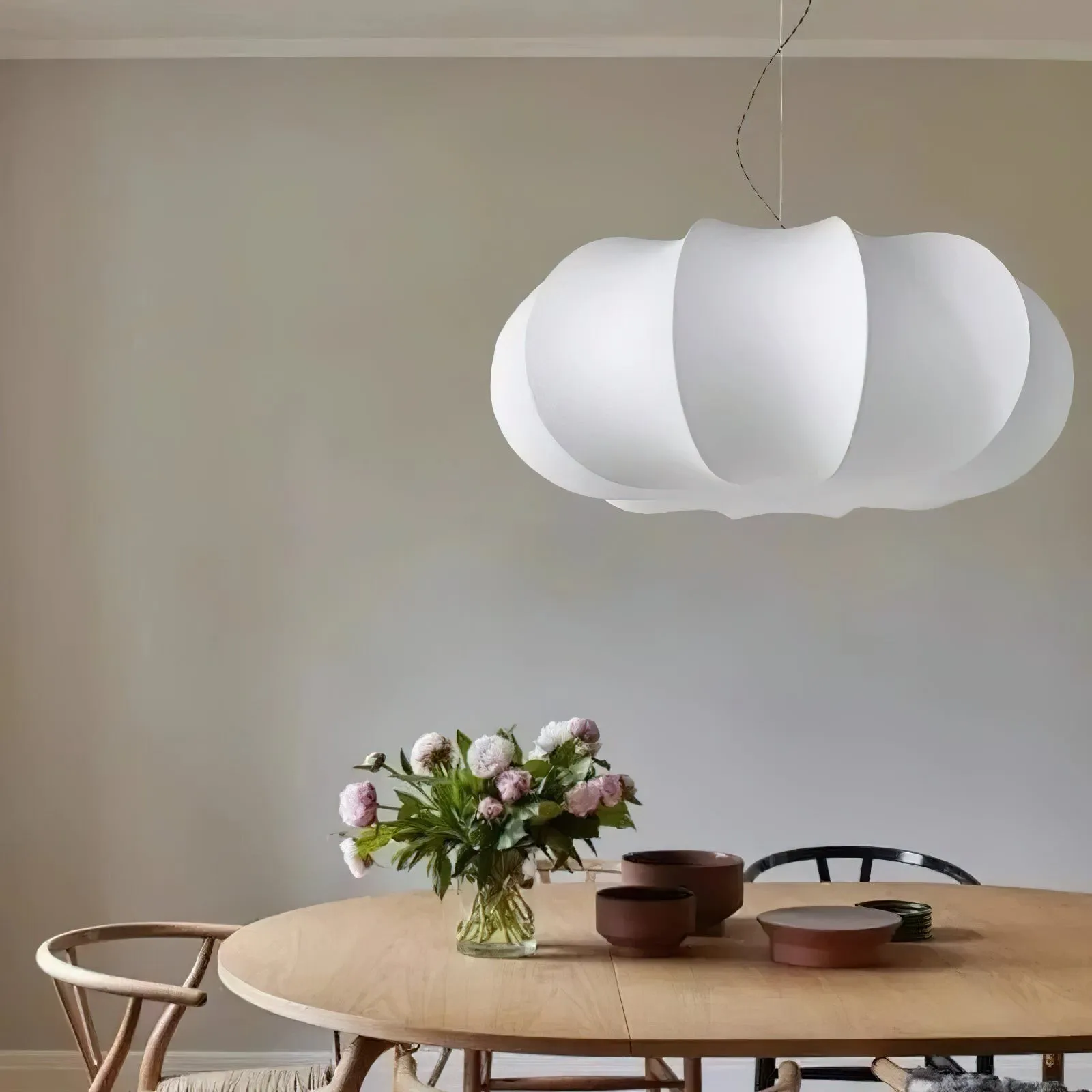 Modern Creative Flat Round Silk Pendant Lamp KL536