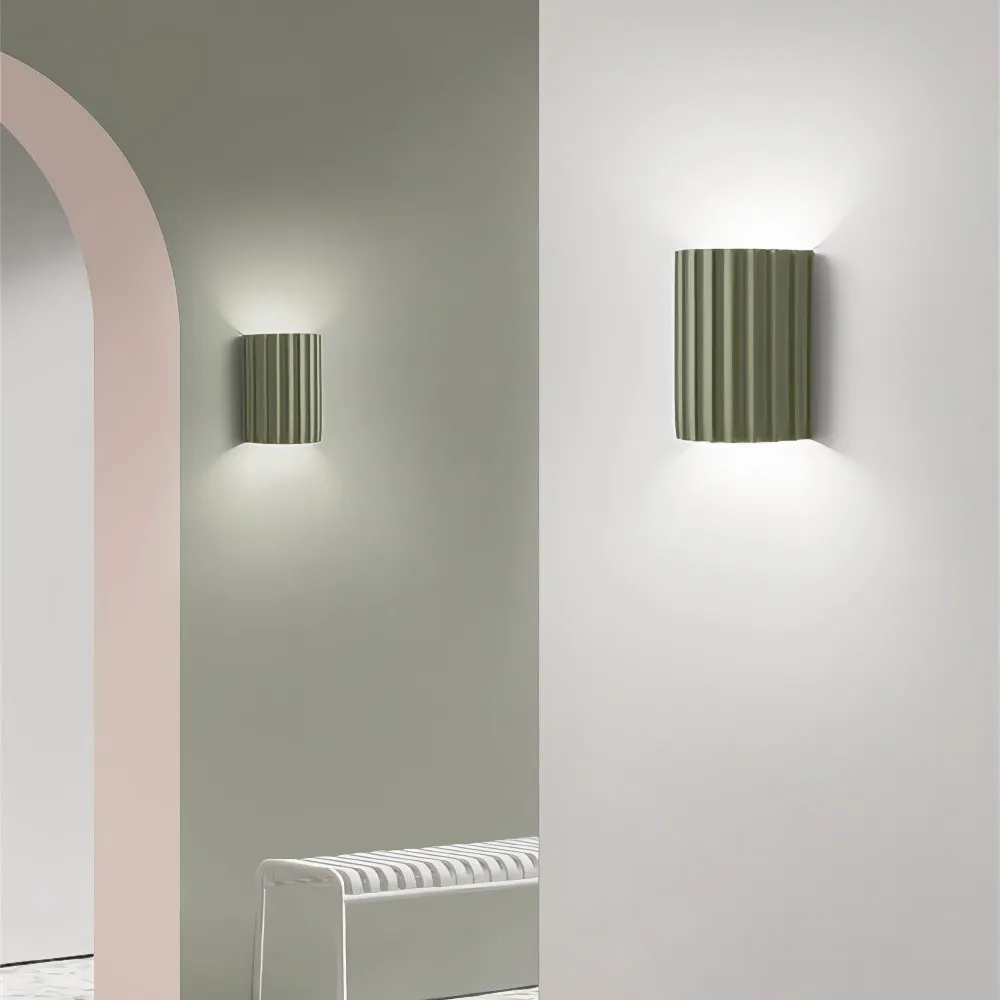 Textured Resin Wall Lamp - Contemporary Style Light for Bedroom or Hallway KL60