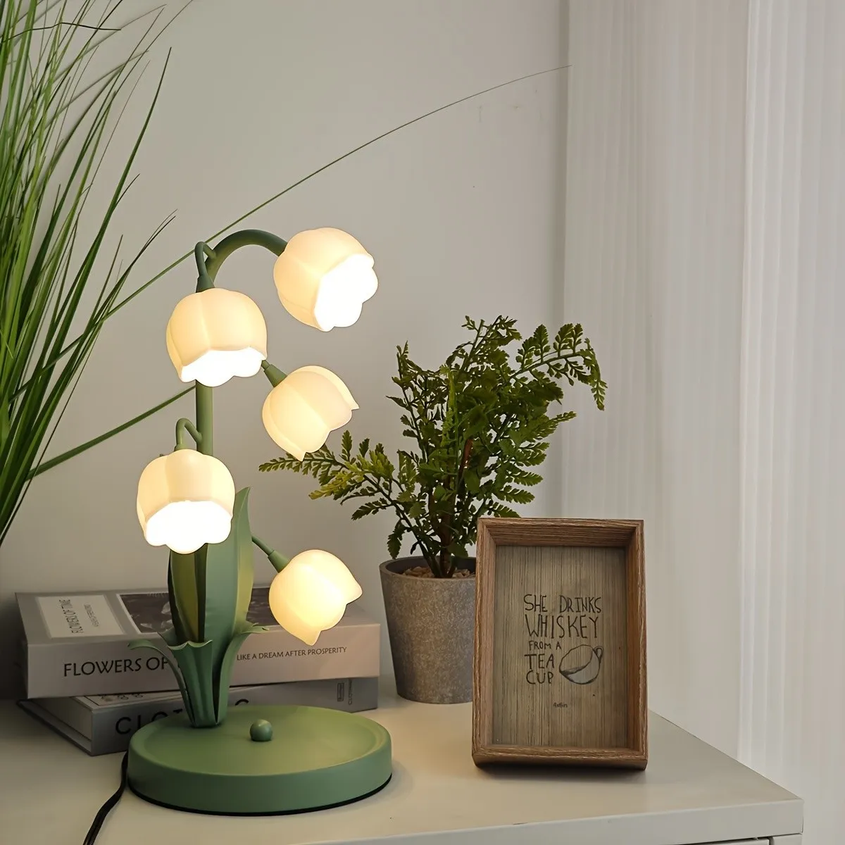 French Style Lily Of The Valley Table Lamp KL187