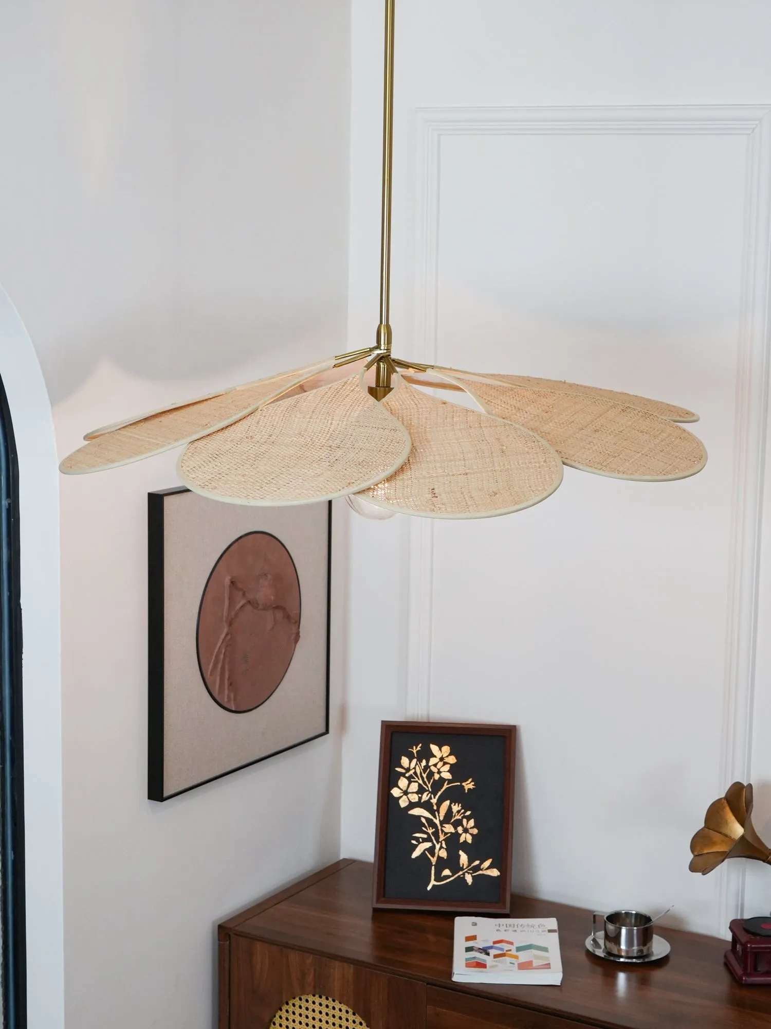 Petals Bloom Rattan Pendant Lamp KL574