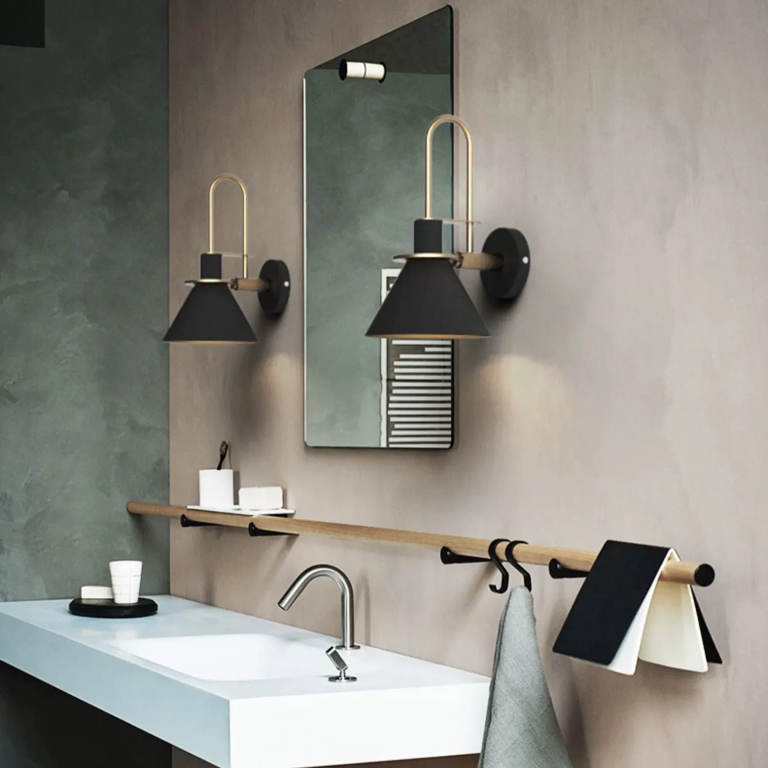 Nordic Metal Wall Sconce