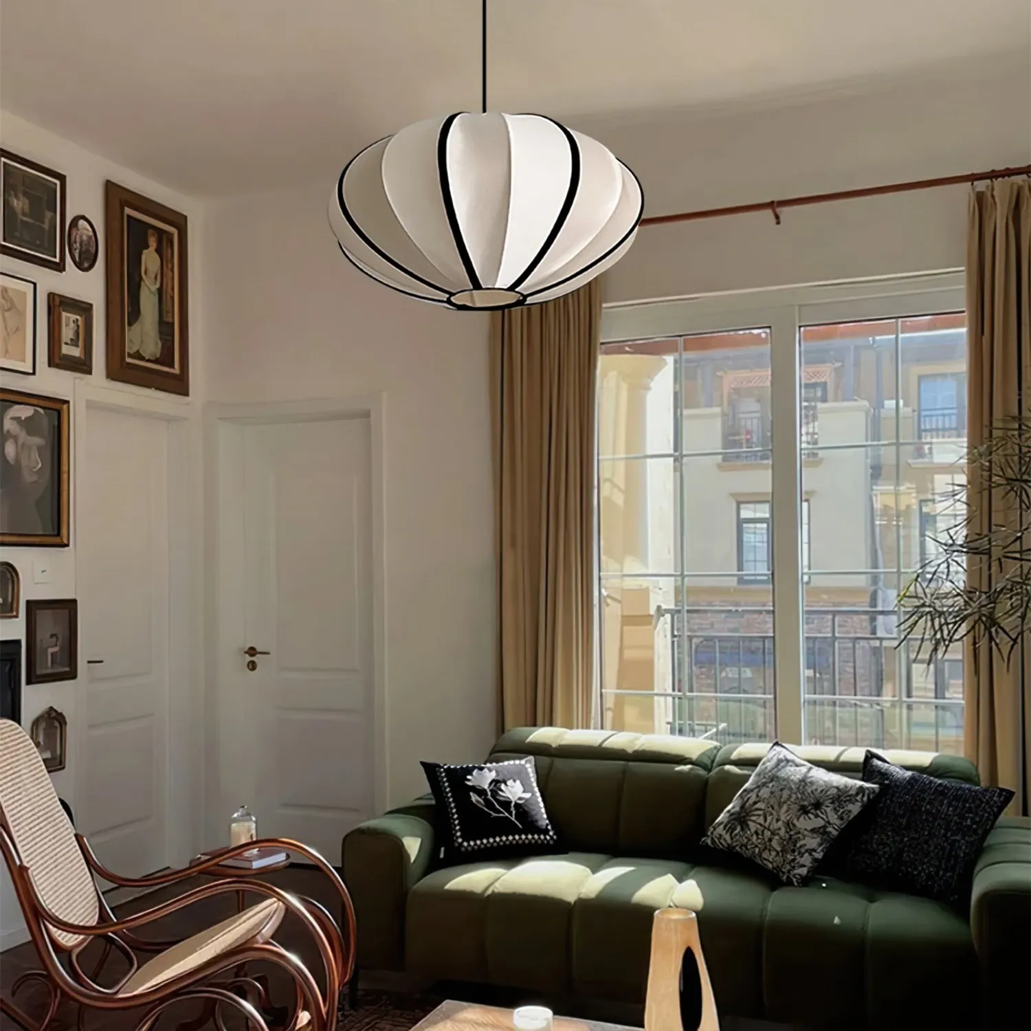 Classic Ribbon Fabric Pendant Light KL154