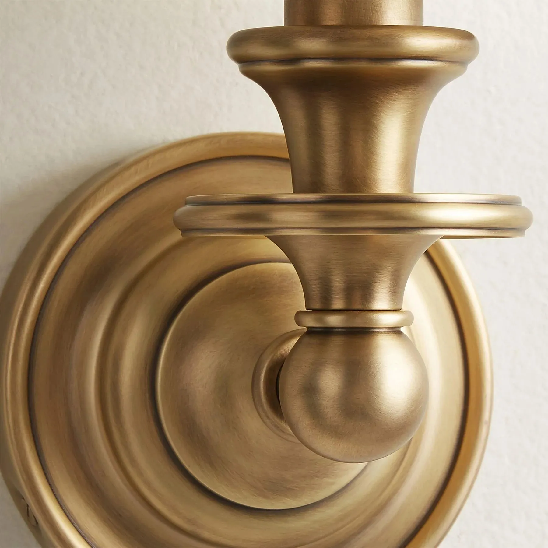 Kalvora Classic Sculpted Wall Sconce – Fabric Shade Sconce For Indoor Accent Lighting KL1162