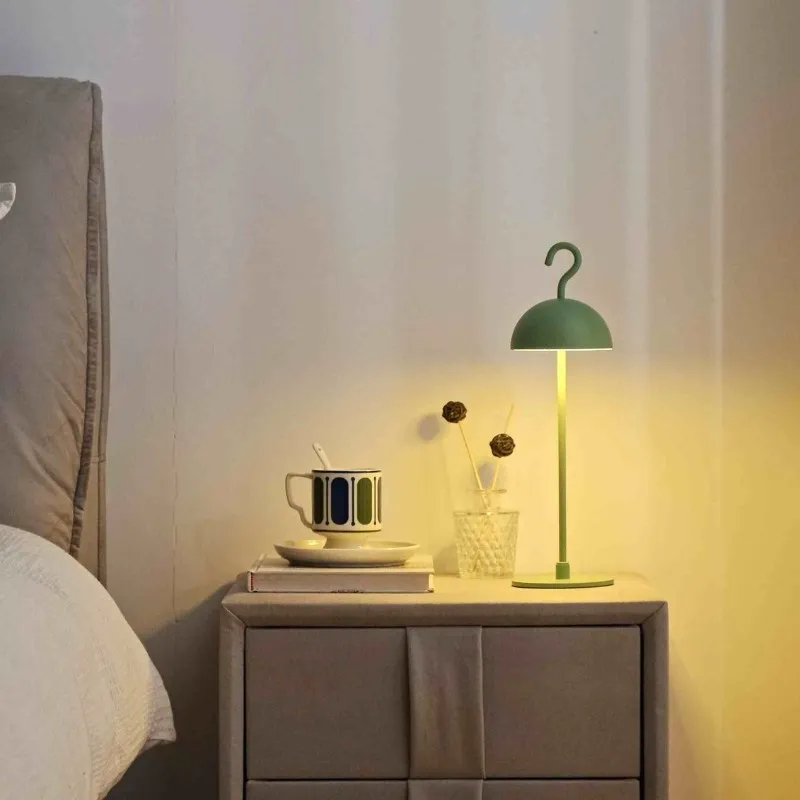 Decorative Portable Hook Led Table Lamp KL771