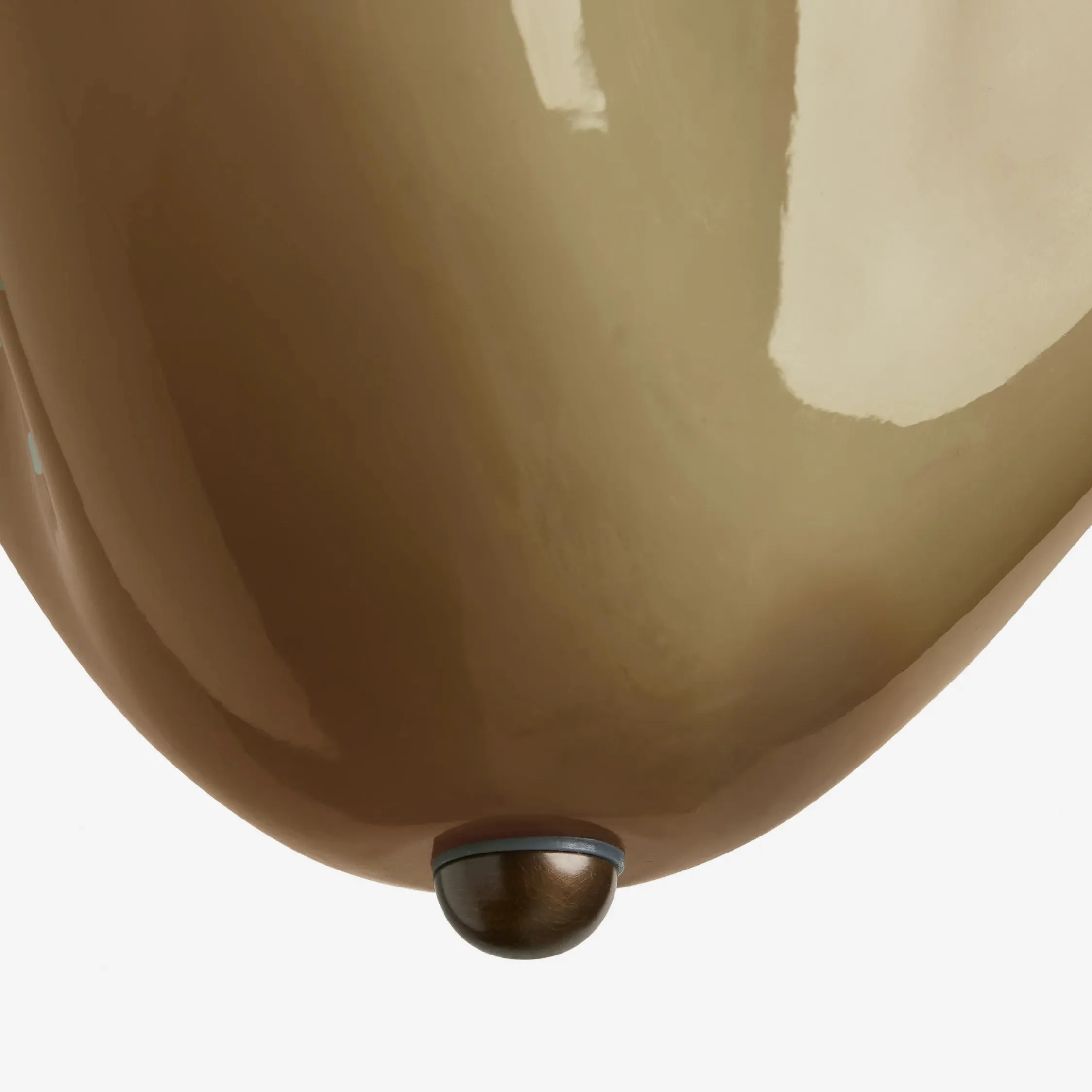 Bellina Radner Pendant Light – Colored Glass Shade with Brass Detail for Modern Spaces KL1417