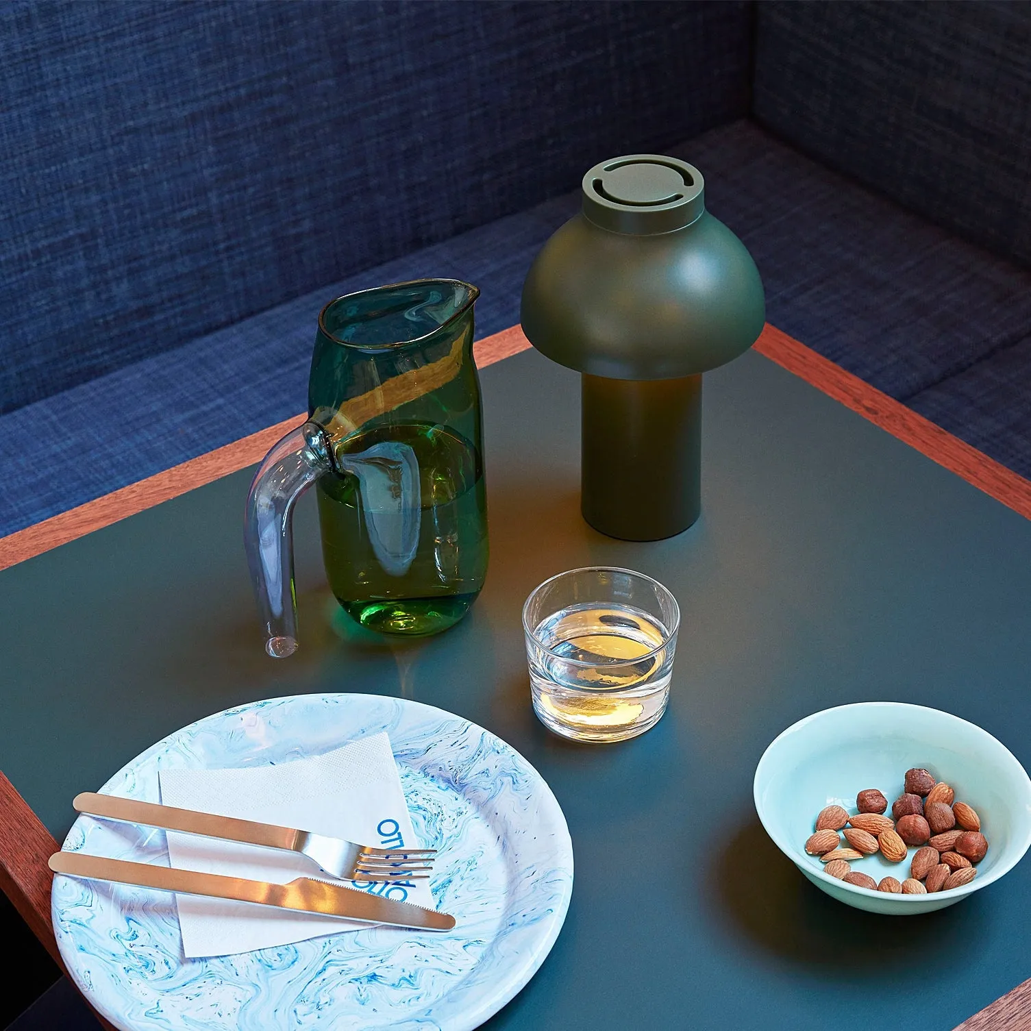 PC Portable Table Lamp (Built-in Battery) D646
