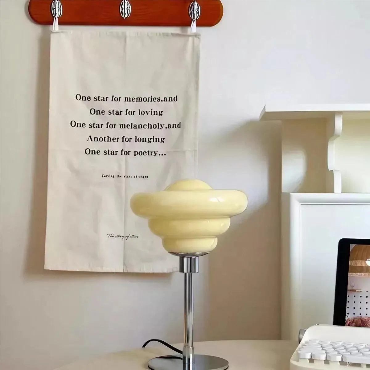 Nordic Minimalist Design Glass Table Lamp KL41