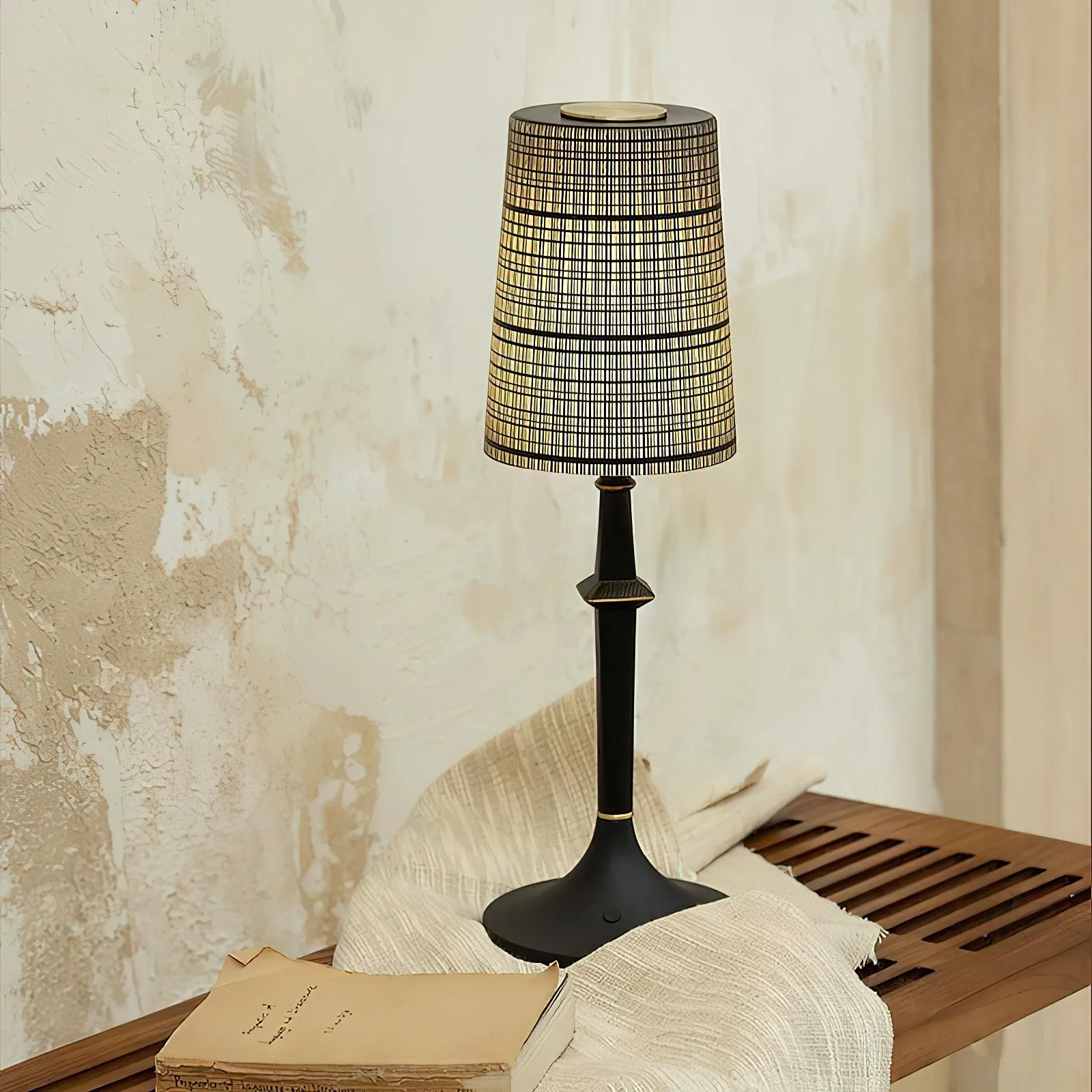 Devon Black Table Lamp (Built-in Battery) D709