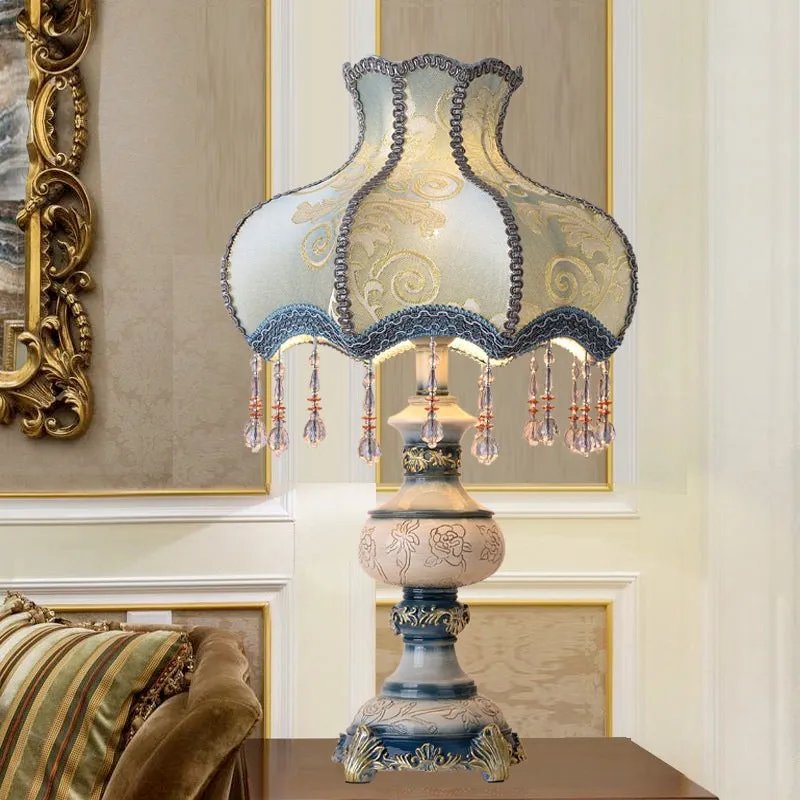 Carved Vase Base Floral Lampshade Table Lamp KL701