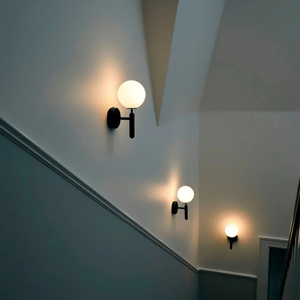 Milky Glow Modern Metal Wall Lamp D791