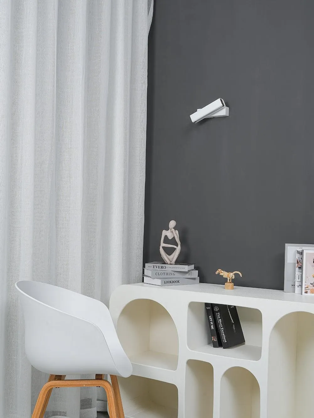Nordic Art Bedroom Wall Lamp KL528