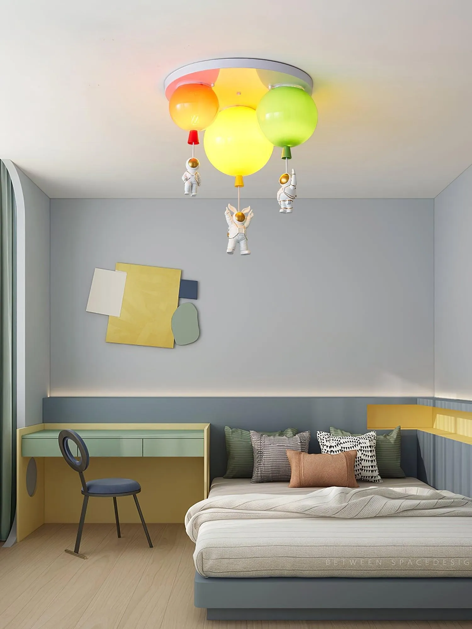 Astronaut Glossy Balloon Ceiling Lamp KL231