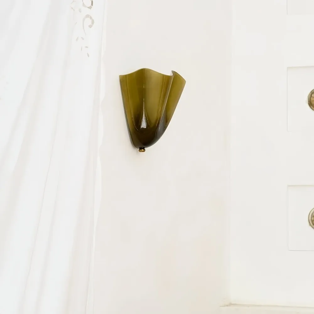 Vera Glass Wall Lamp - Vintage Accent Sconce for Bedroom and Living Space KL881