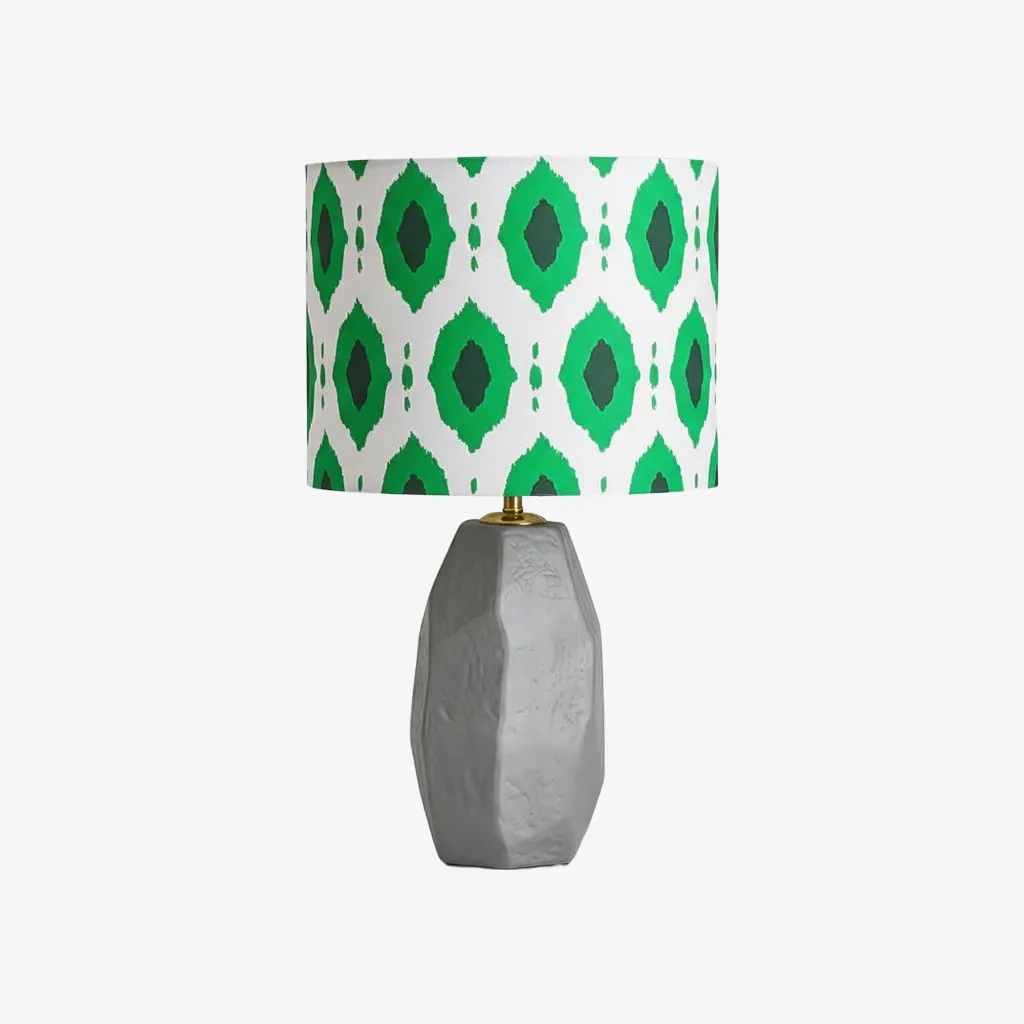 Arivane Artistic Ceramic Table Lamp - Modern Decorative Lighting for Bedroom or Office KL2341