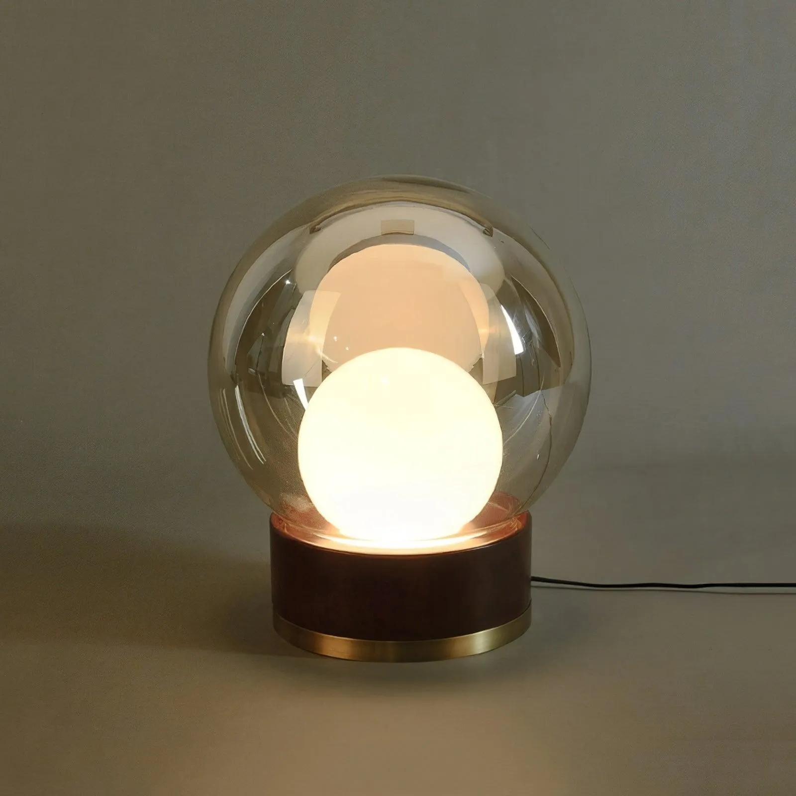 Simple Creative Wood Orb Table Lamp KL615
