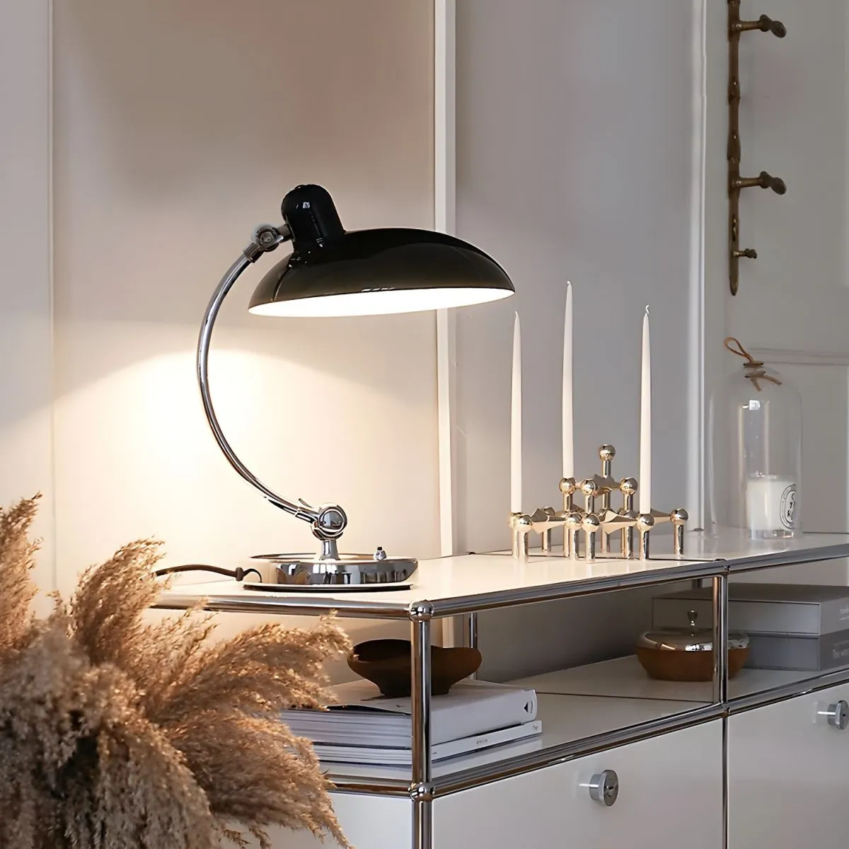 Retro Curve Desk Lamp KL610